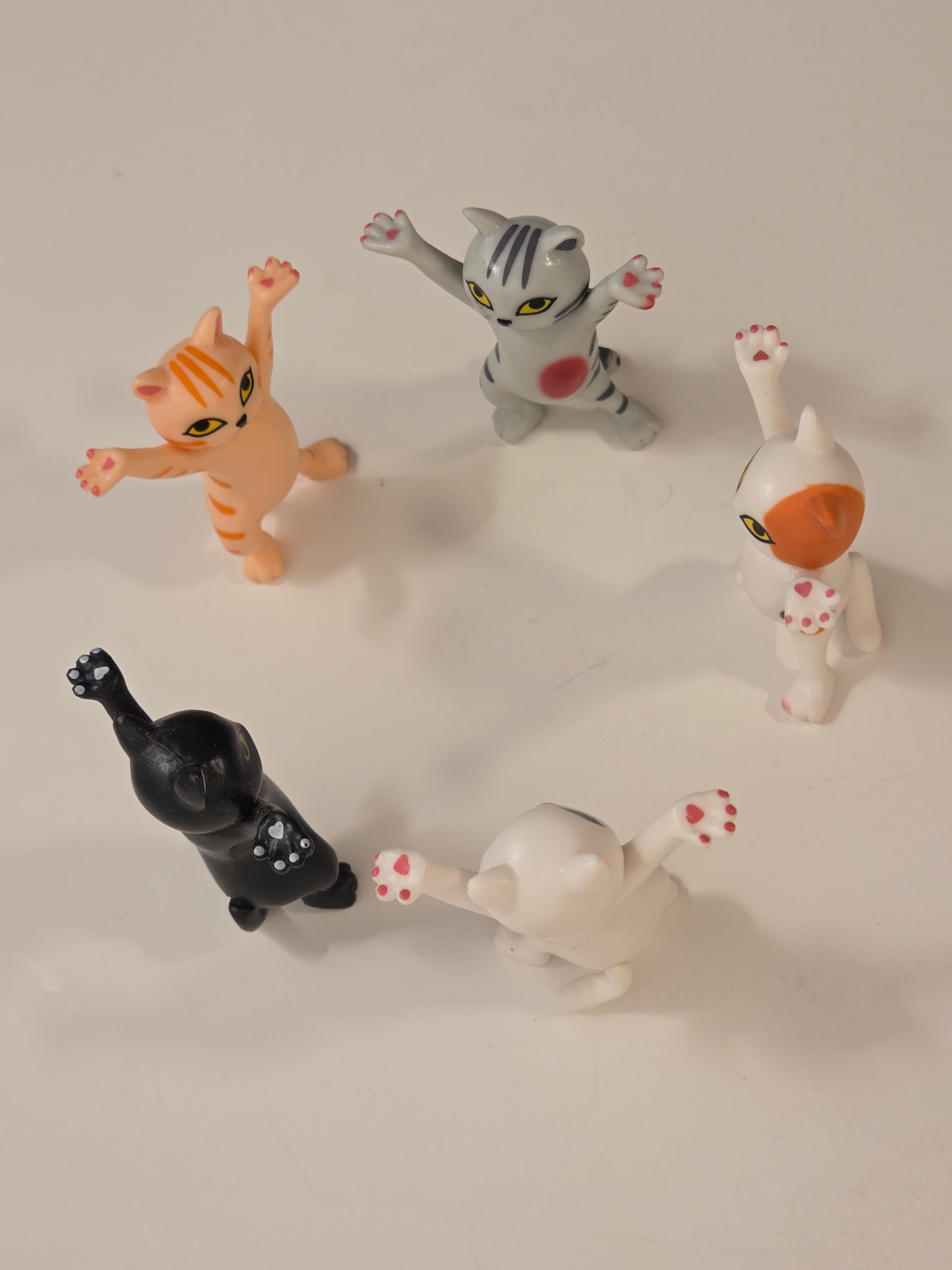 Set of 5 Mini Cat Figurines – 8 cm, cute desk decor - photo 2