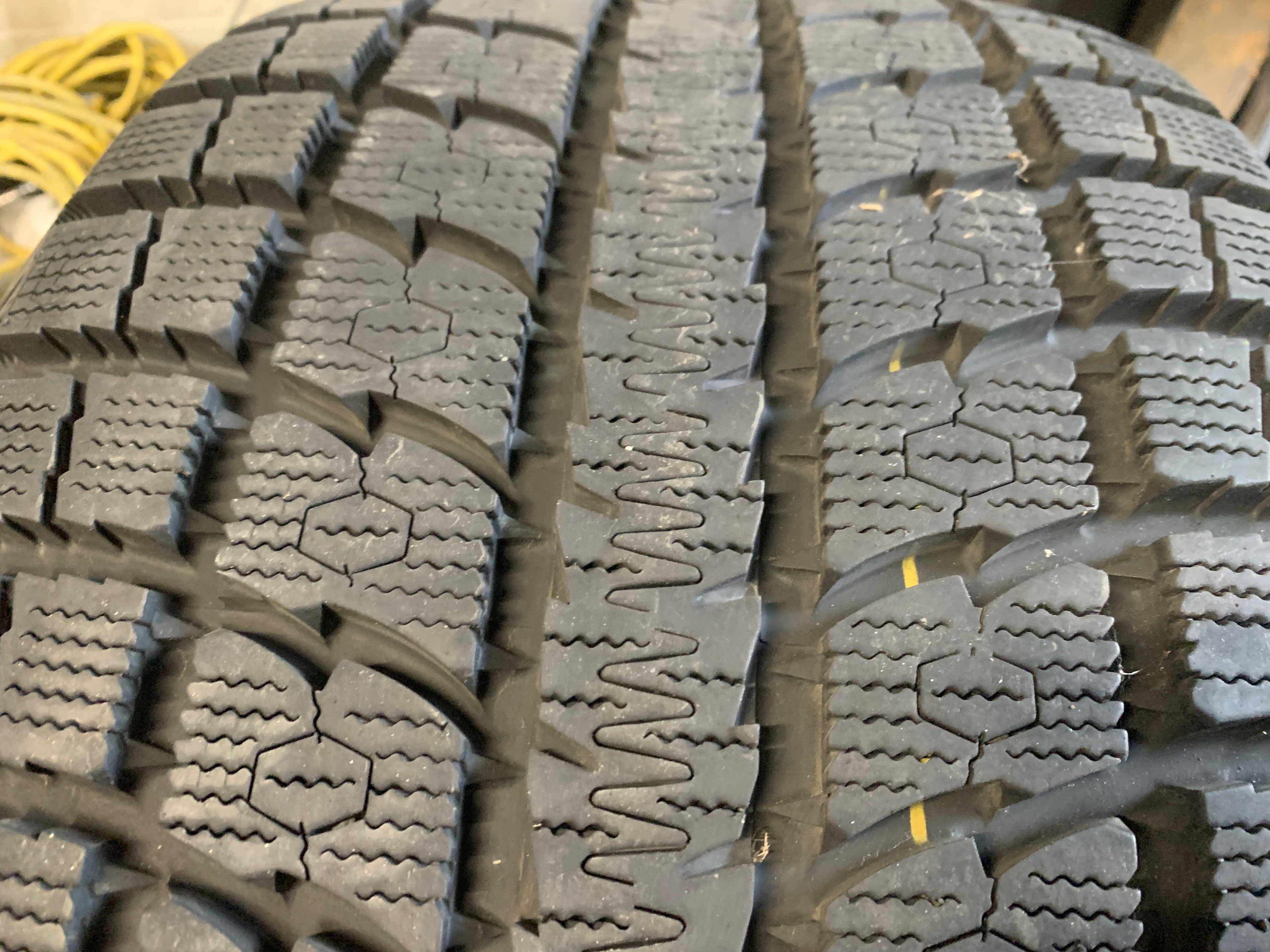 1 x single 315/35/20 M+S Toyo Observe GSI-5 Brand New take off - photo 3