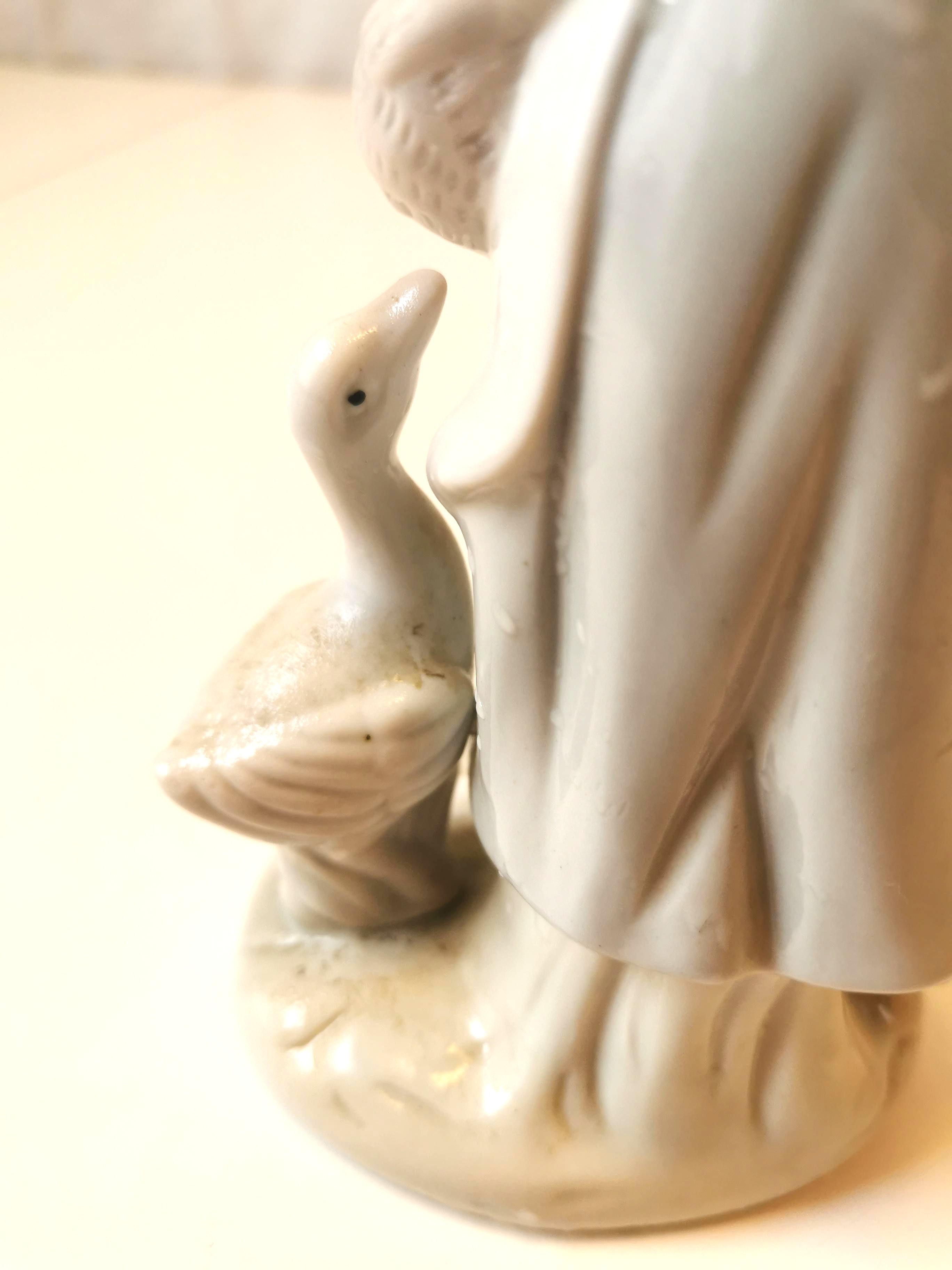 Vintage Porcelain Goose Girl Figurine 8" - Blue & White Dress - photo 4