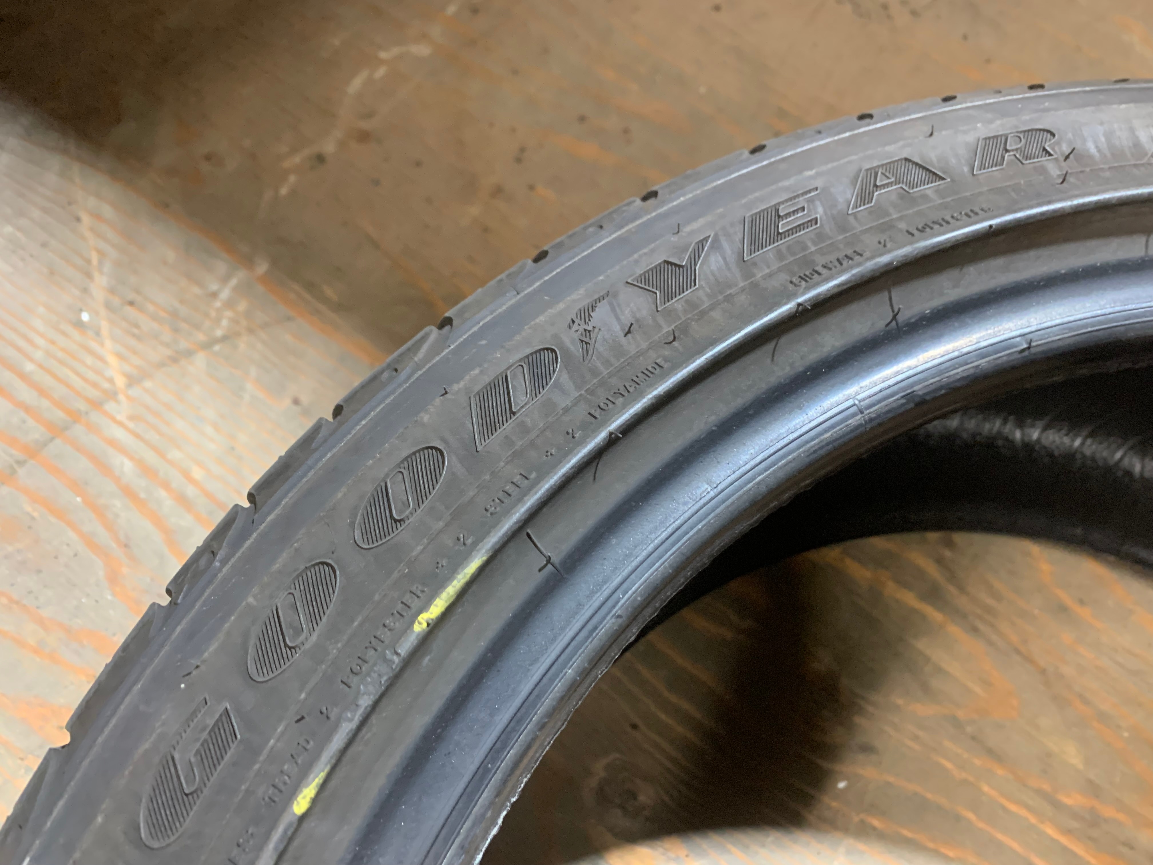 PAIR of 235/40/18 91W M+S Goodyear eagle Sport with 70/80% tread - photo 5