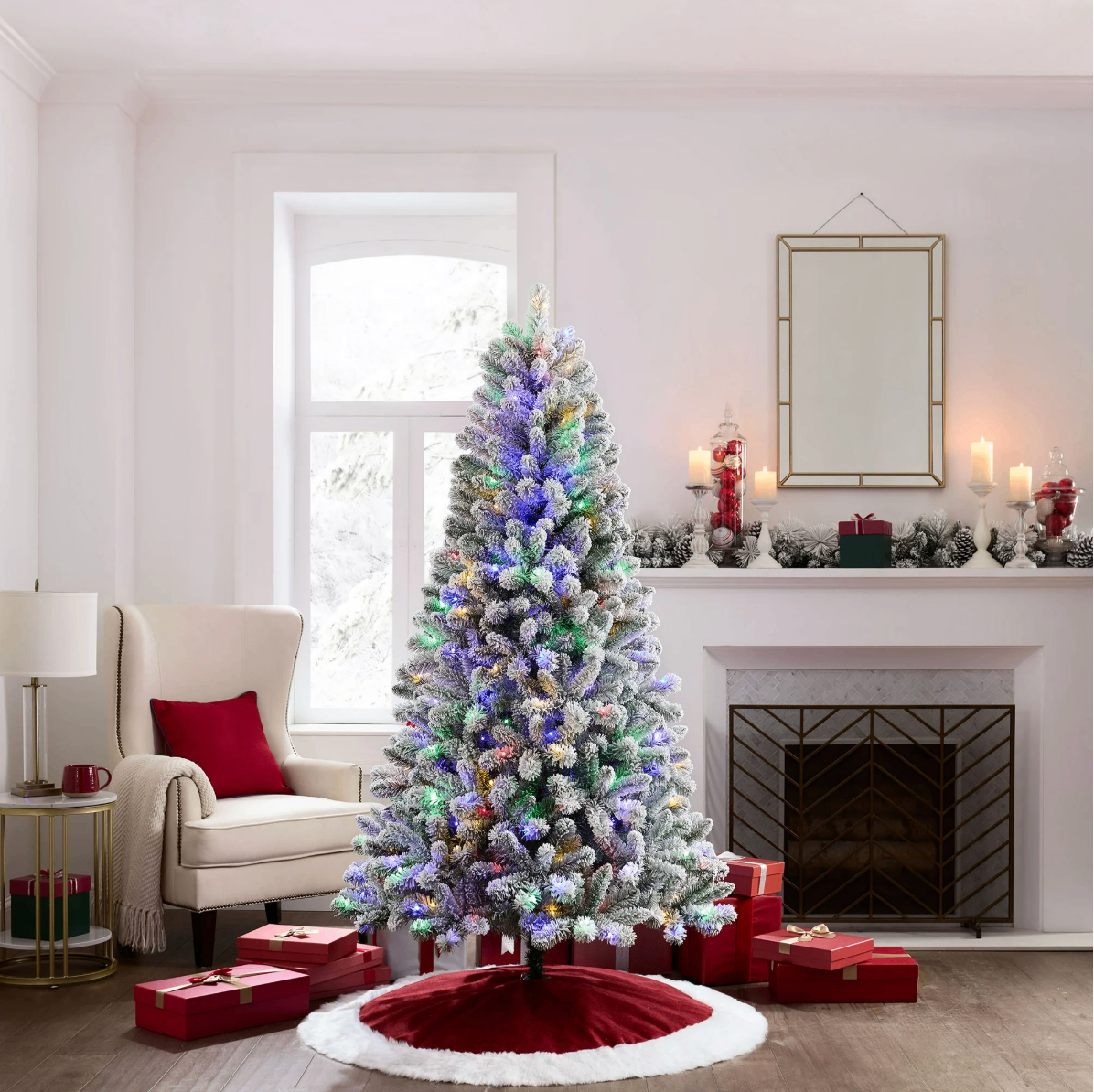 Holiday Time 6.5' Pre-lit Flocked Frisco Pine Christmas Tree - photo 3
