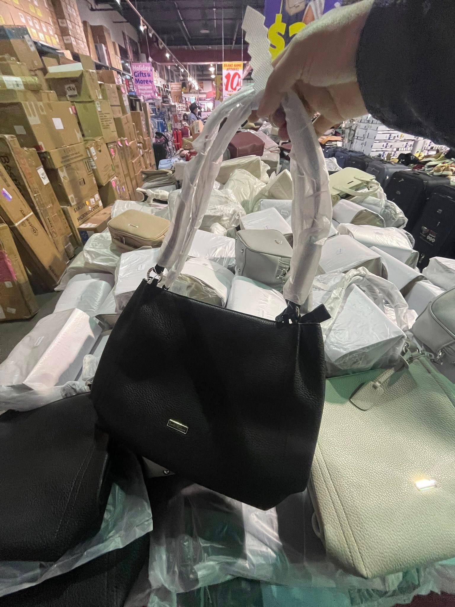 Wholesale Fashion HandBags Canadian made - photo 3