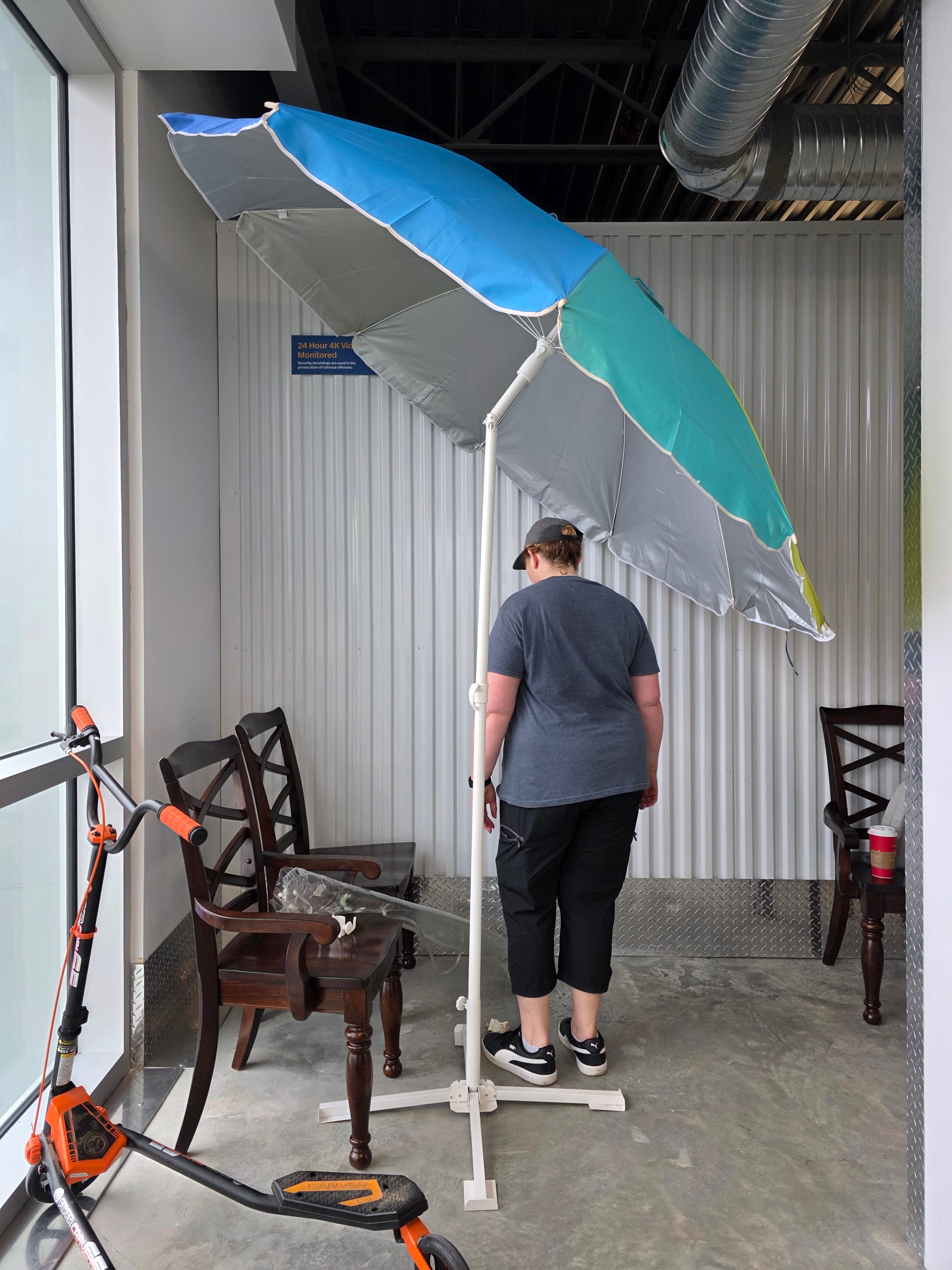 Large Beach/Picnic Umbrella (portable with stand/feet & Case) - photo 3