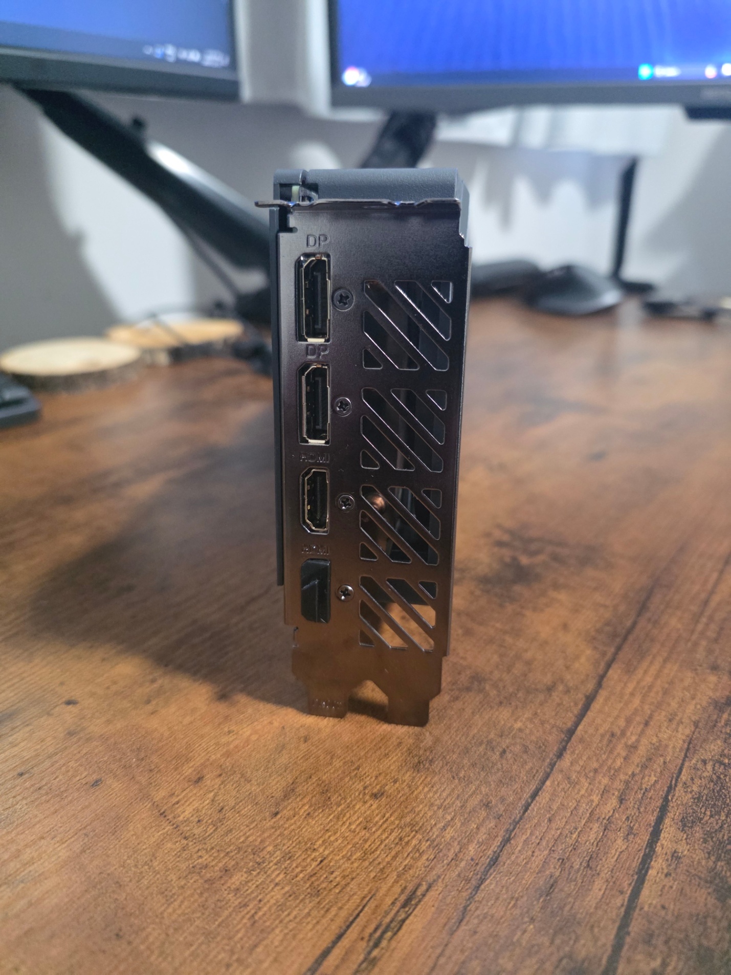 GPU: Gigabyte RTX 4060 Ti Eagle 8GB – Triple Fan - photo 3
