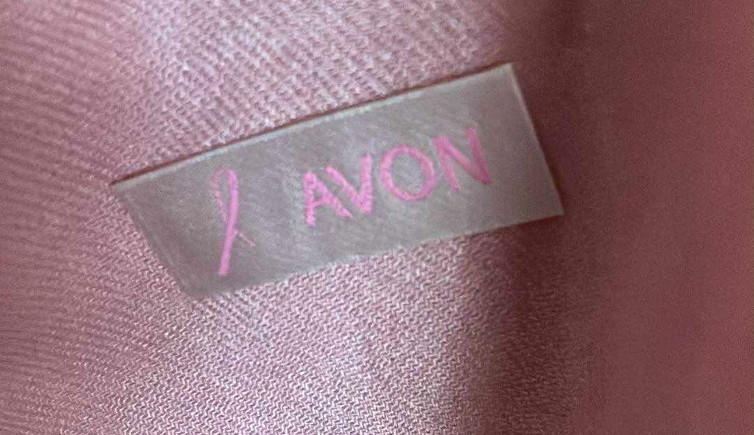 Avon Cancer Shawl (Never Worn) - photo 2