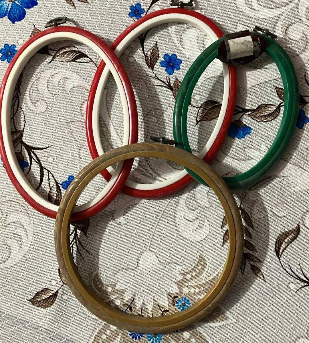 Embroidery Flexi Hoops Cross Stitch - Size 7 x 5 Inches