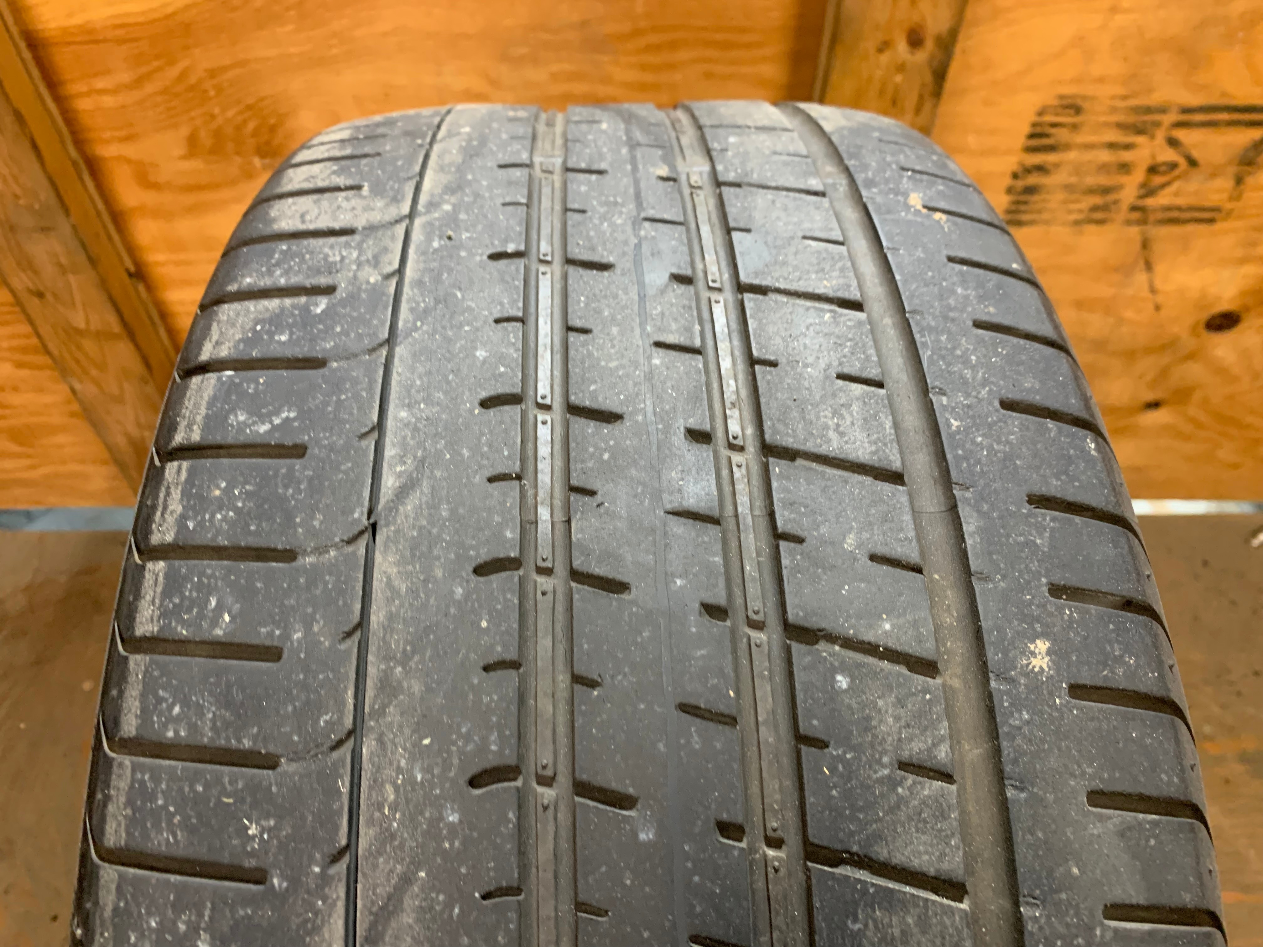 1 X single Summer 275/40/20 XL 106Y Pirelli Pzero with 40% tread - photo 3