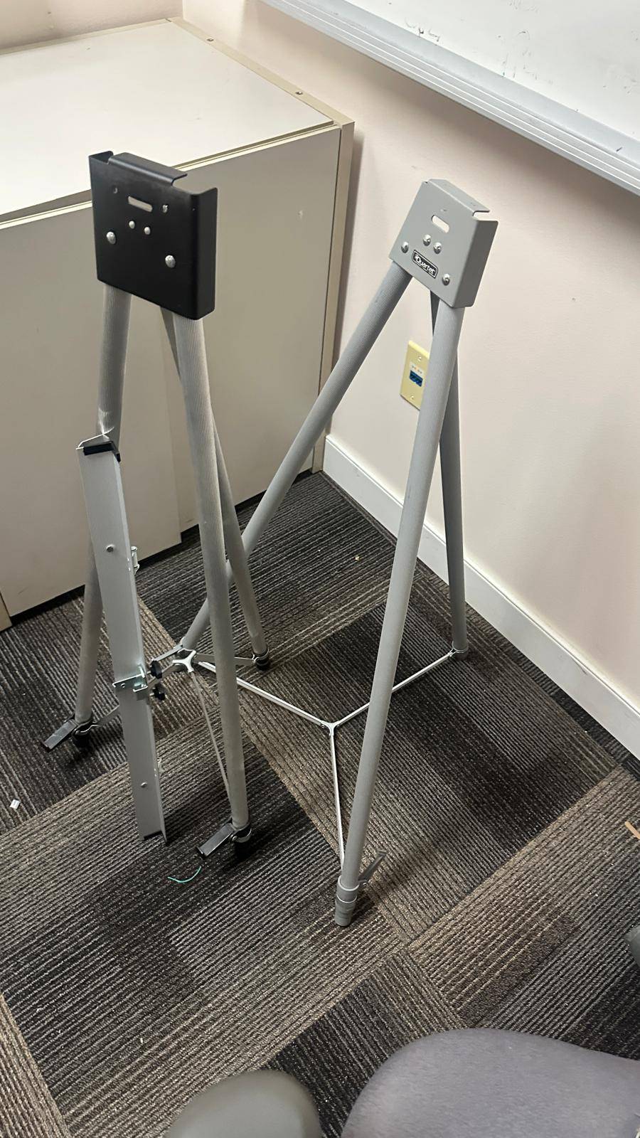MOVING!!! 38” Easels - two available - photo 4