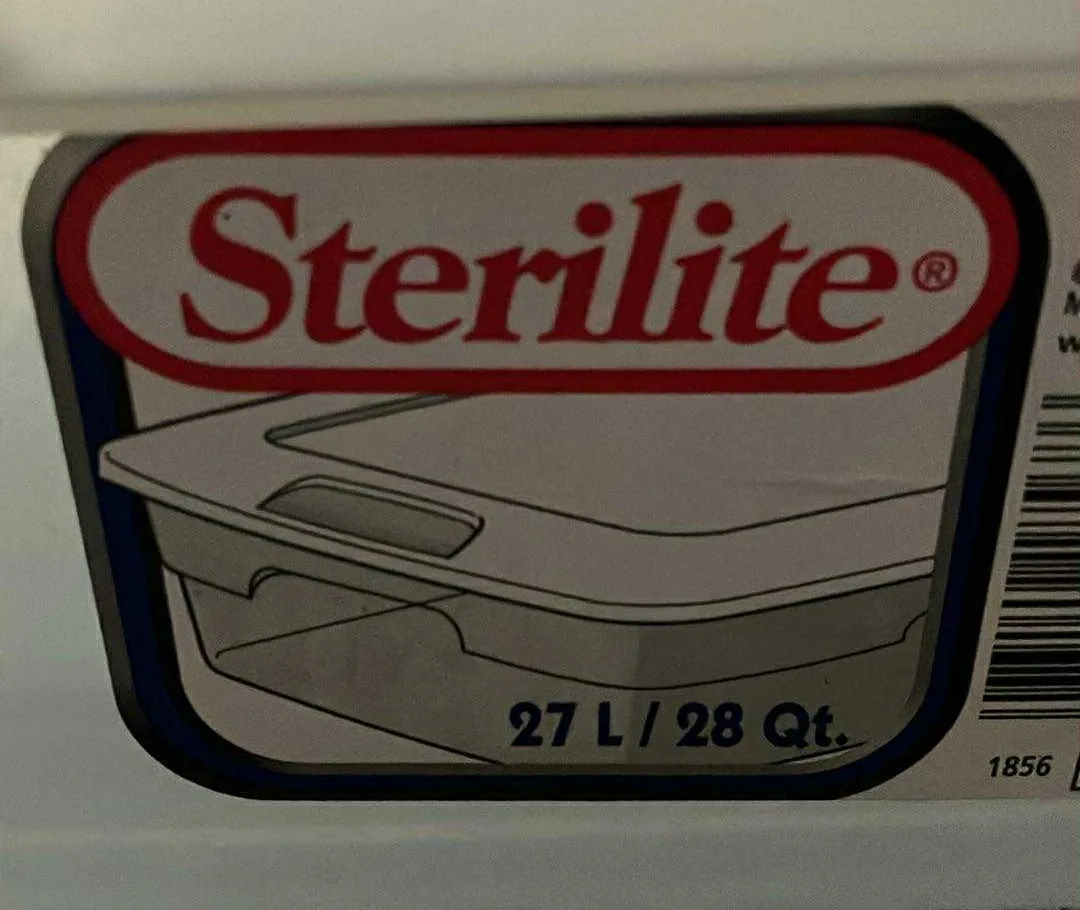Sterilite Storage Box - 26 x 15 Inches