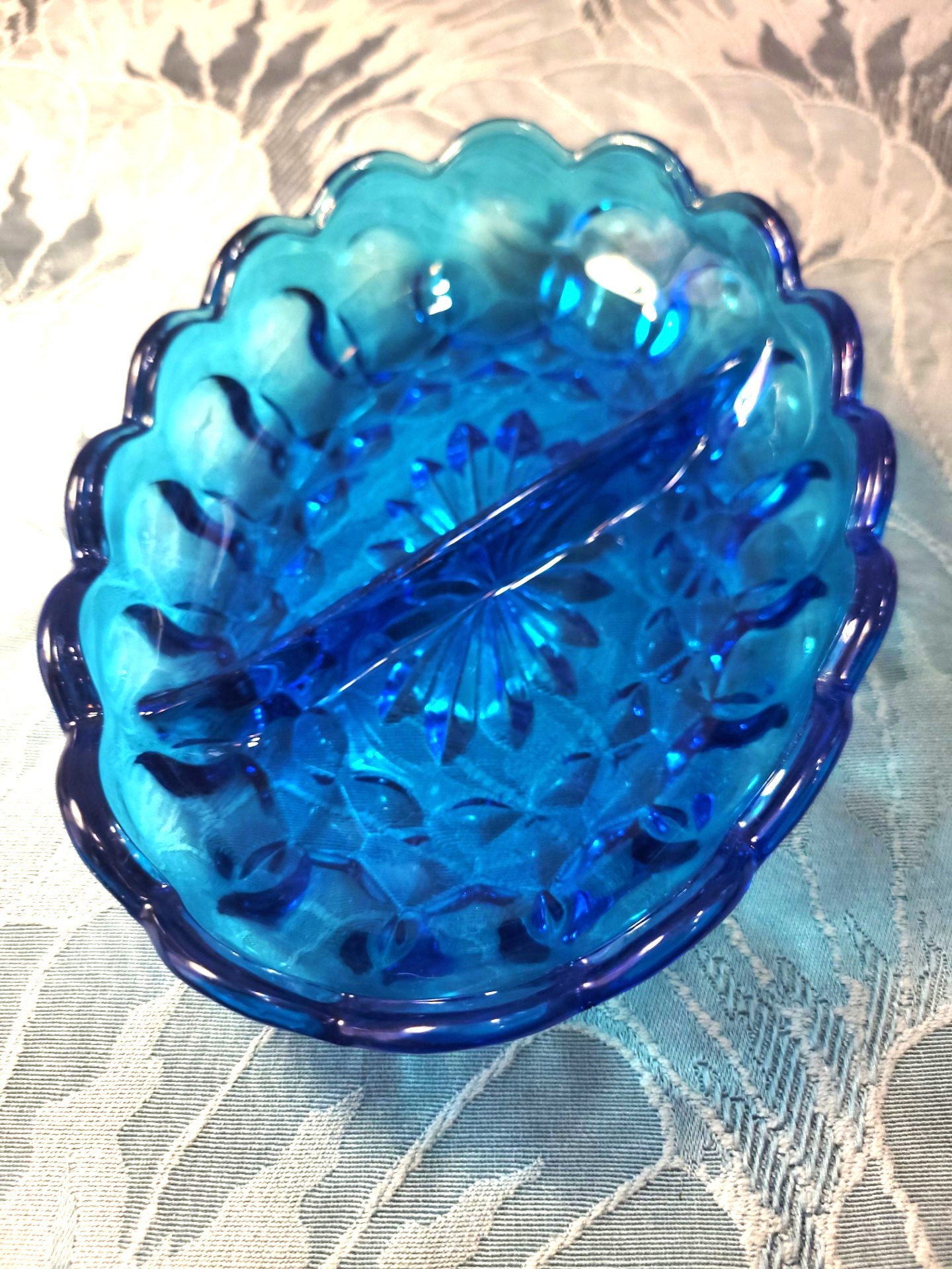 Vintage Anchor Hocking Fairfield Blue Glass Divided Relish Dish - photo 3