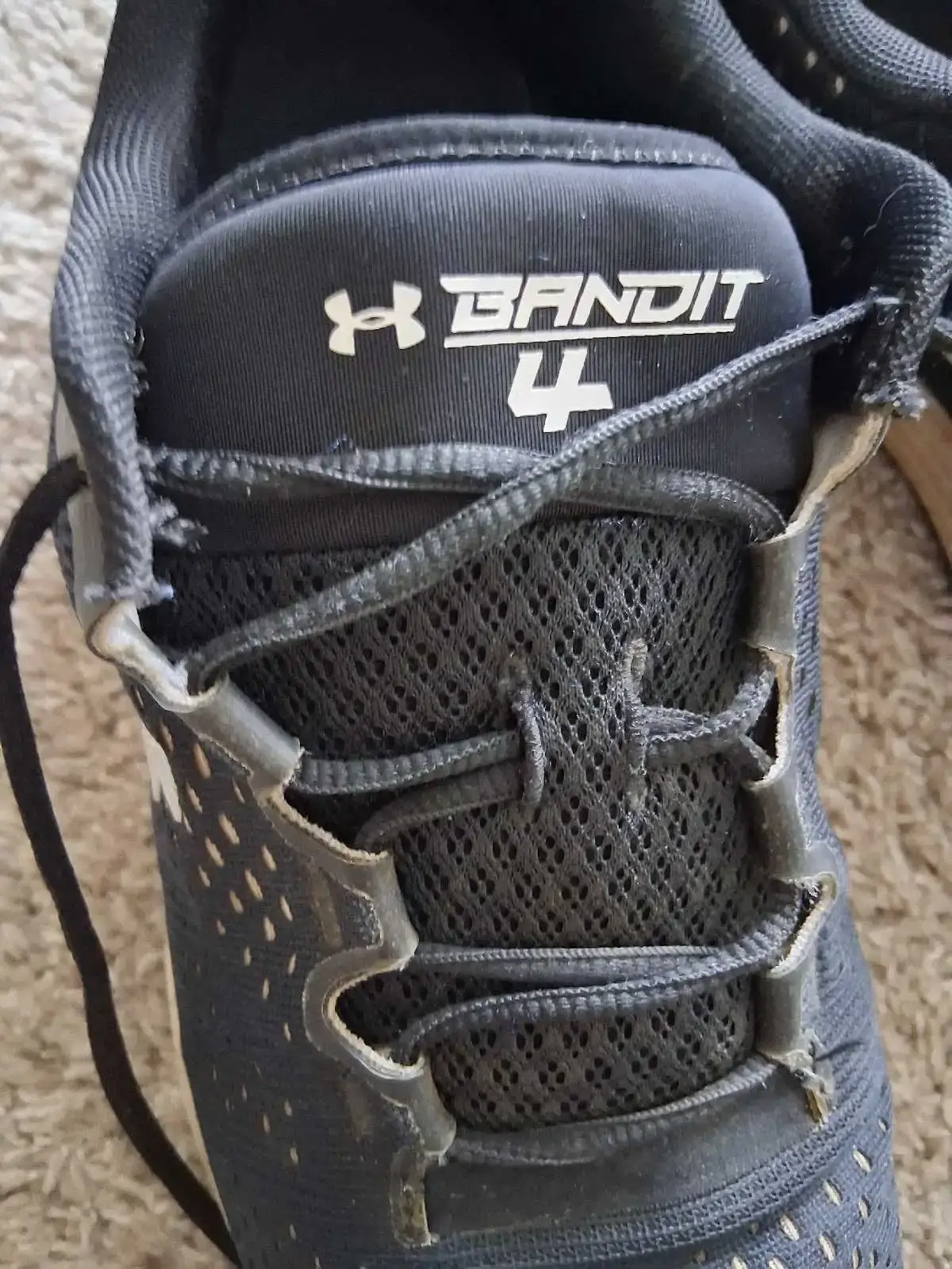 Under Armour Bandit 4 - men Size 10 - photo 4