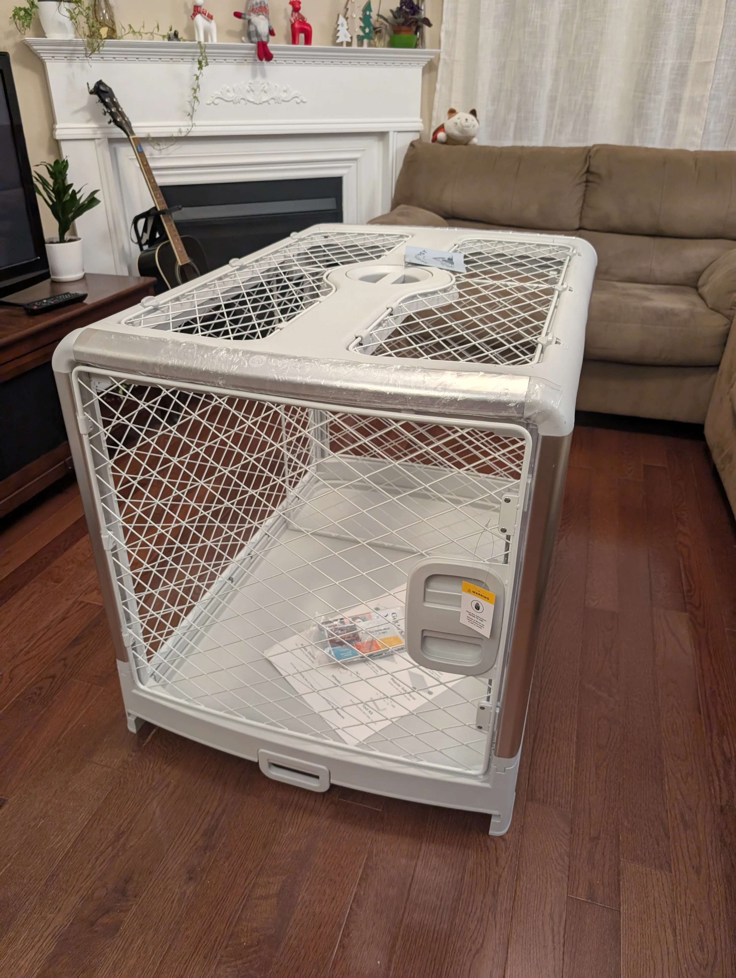 New ultra-premium Diggs Revol Large Dog Crate