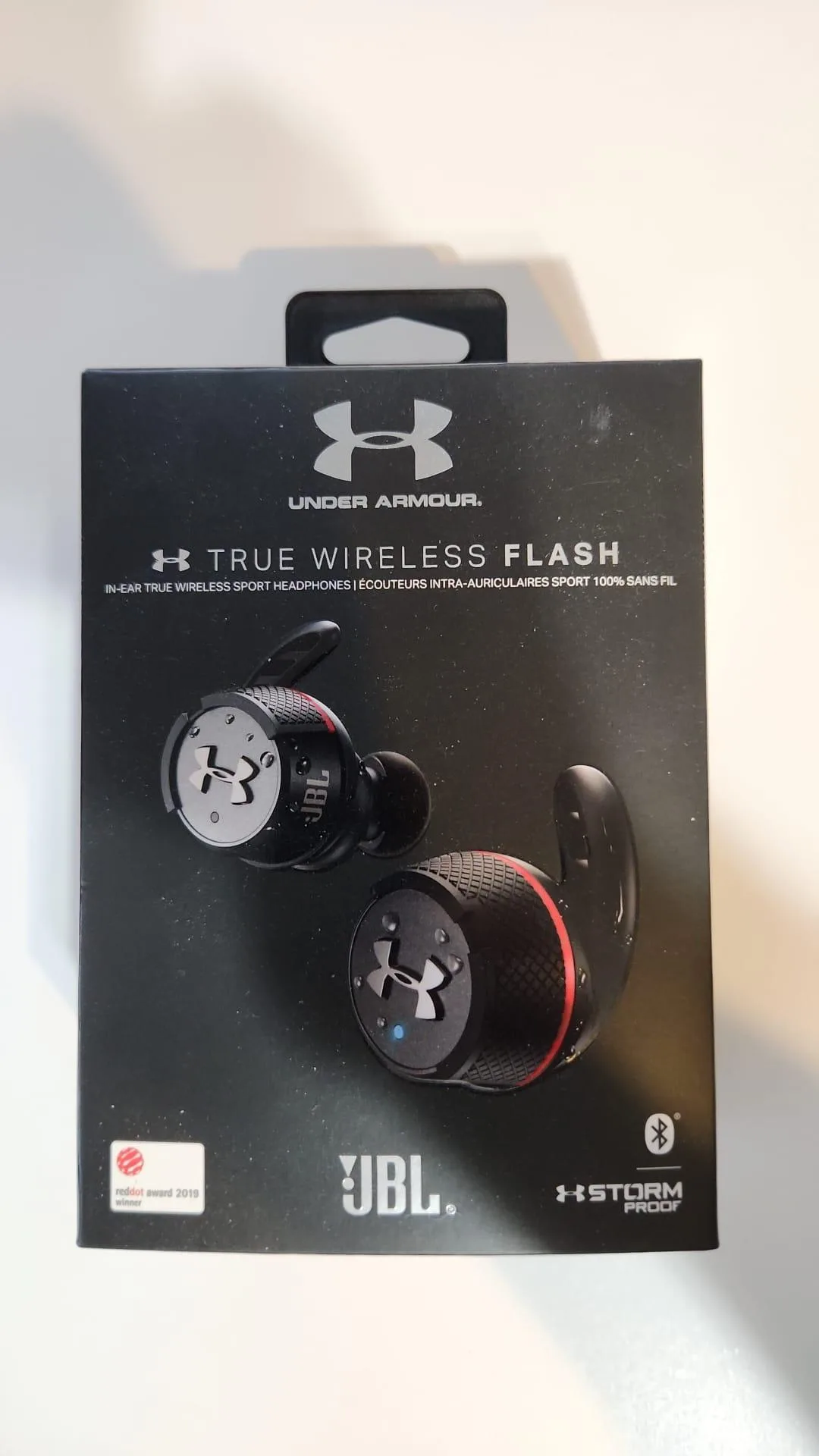 Under Armour: JBL Earbuds