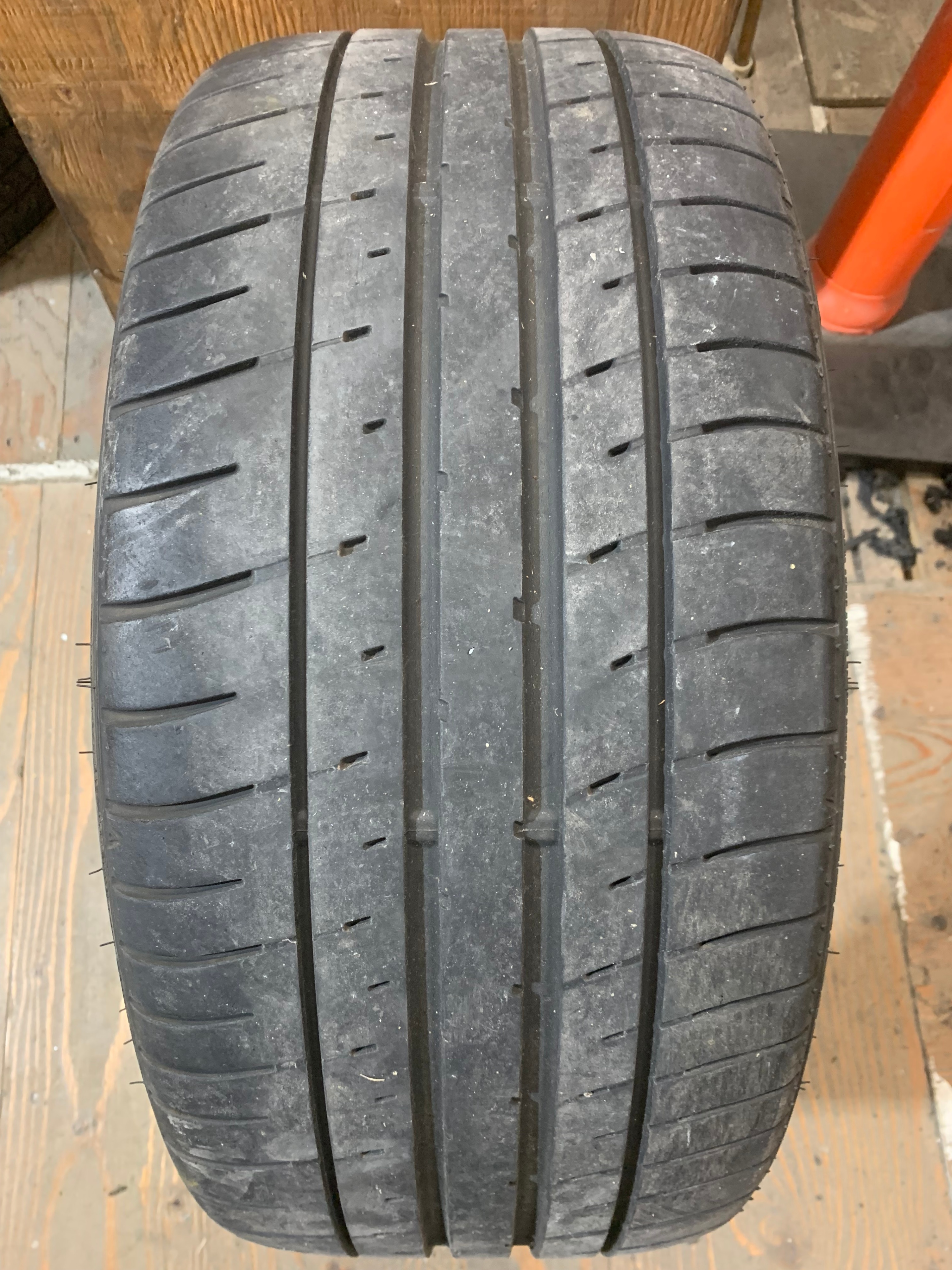 1 X single 245/40/18 97Y Dunlop SP Sport Maxx GT 600A with 70%