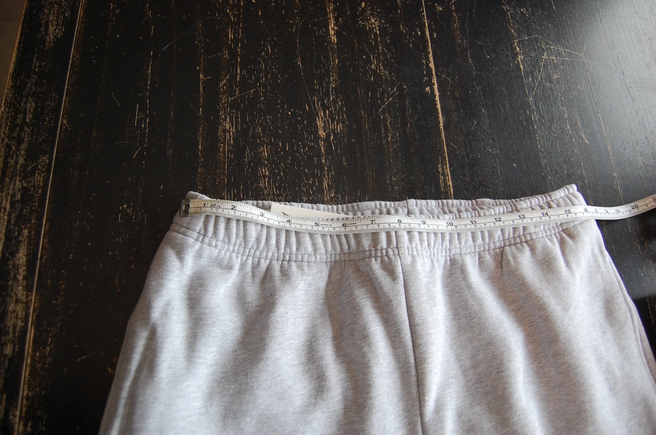 Aritzia Mega Fleece Sweatpants L/G - New with tags image indicator(6)