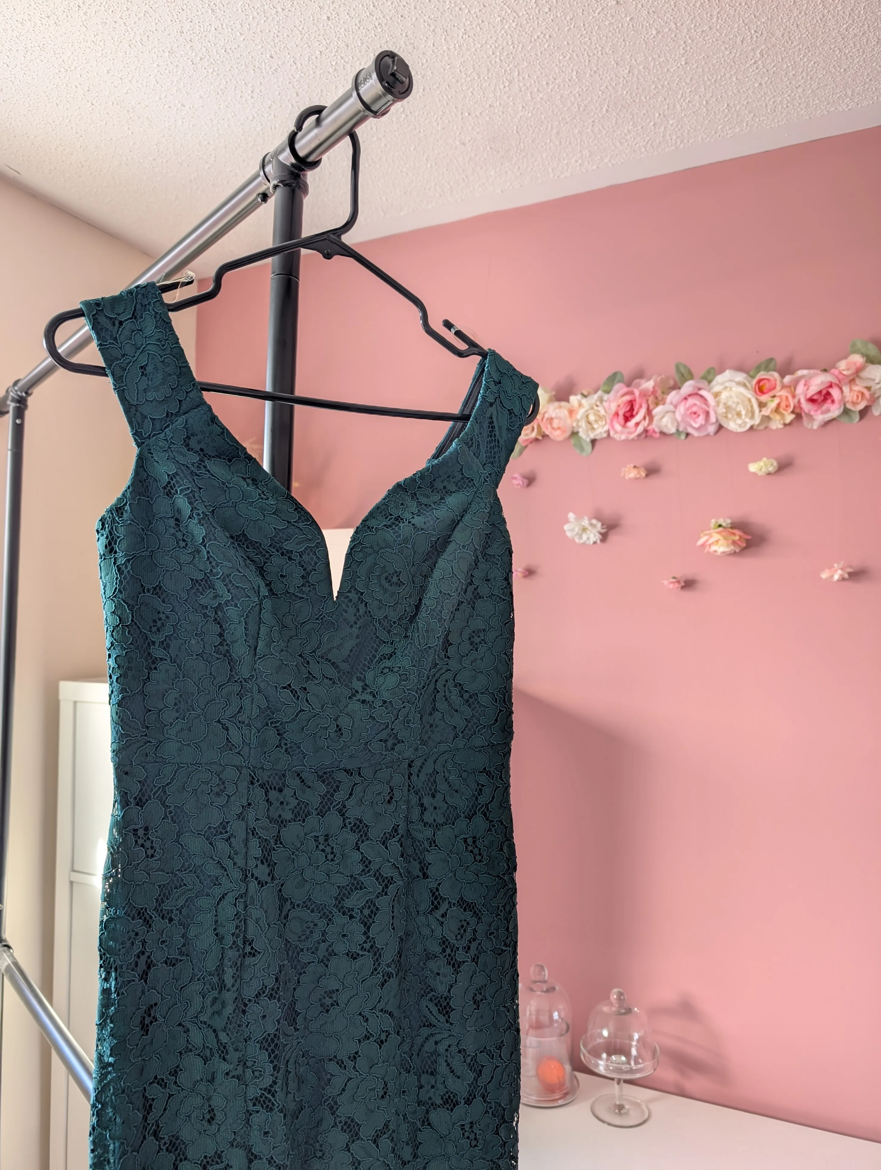Size 2 Jade Green Lace Le Chateau Dress