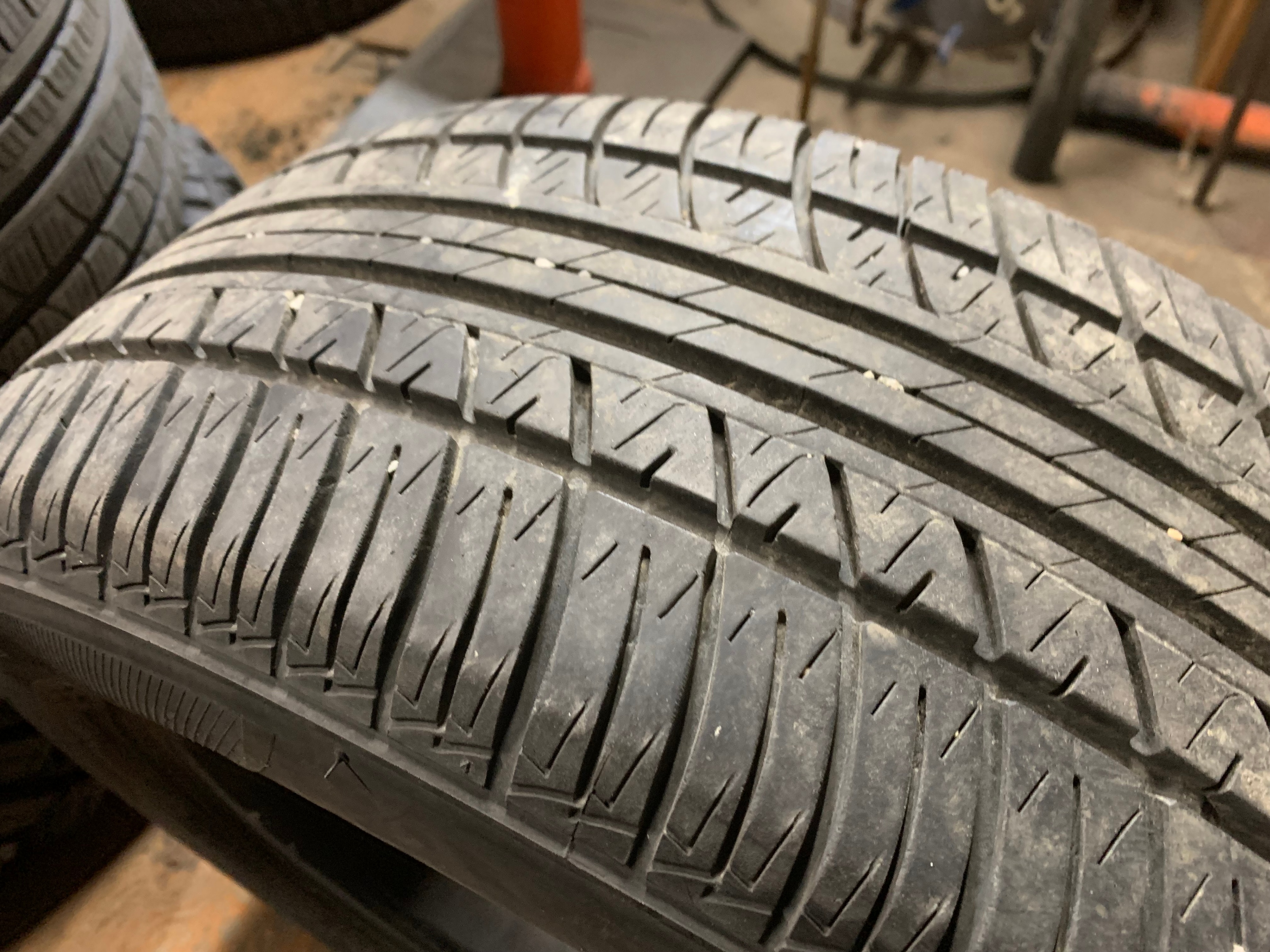 1 X single 205/55/16 91T M+S Motor Master AWII with 80% tread - photo 4