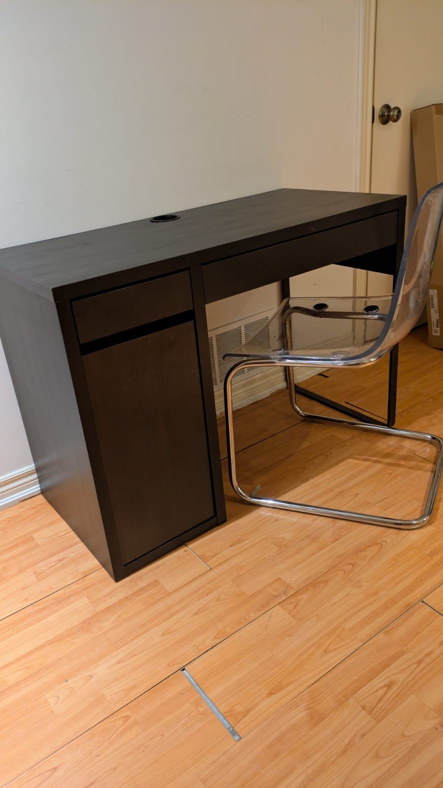 IKEA Micke Desk - black-brown - photo 5