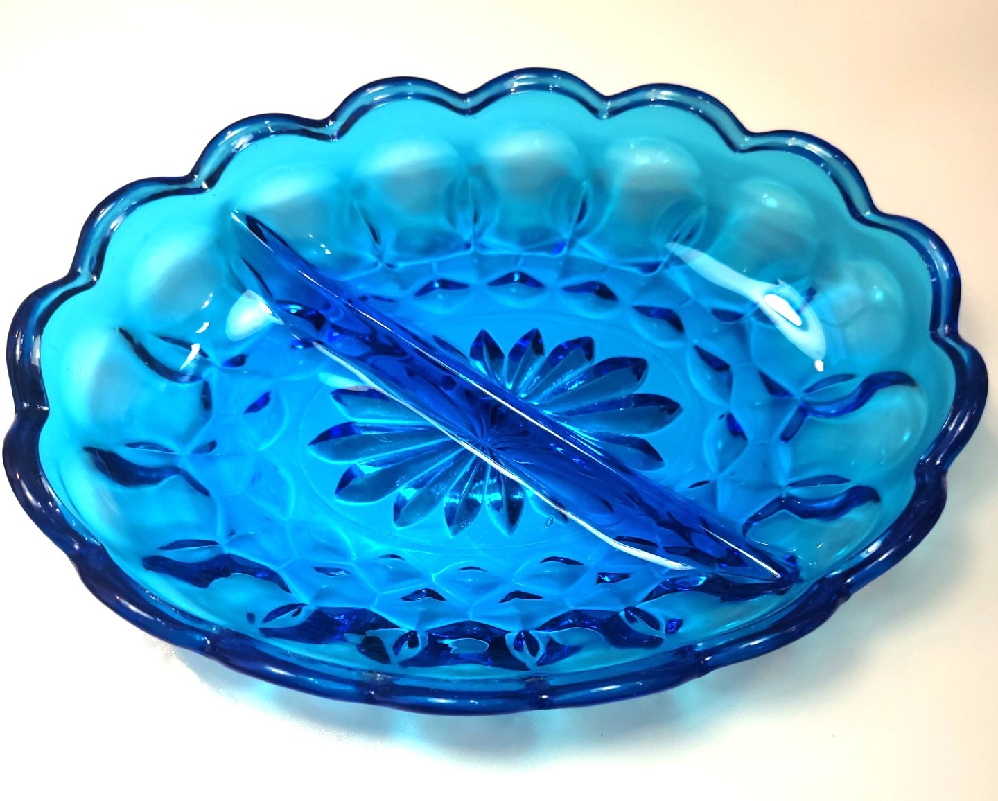 Vintage Anchor Hocking Fairfield Blue Glass Divided Relish Dish