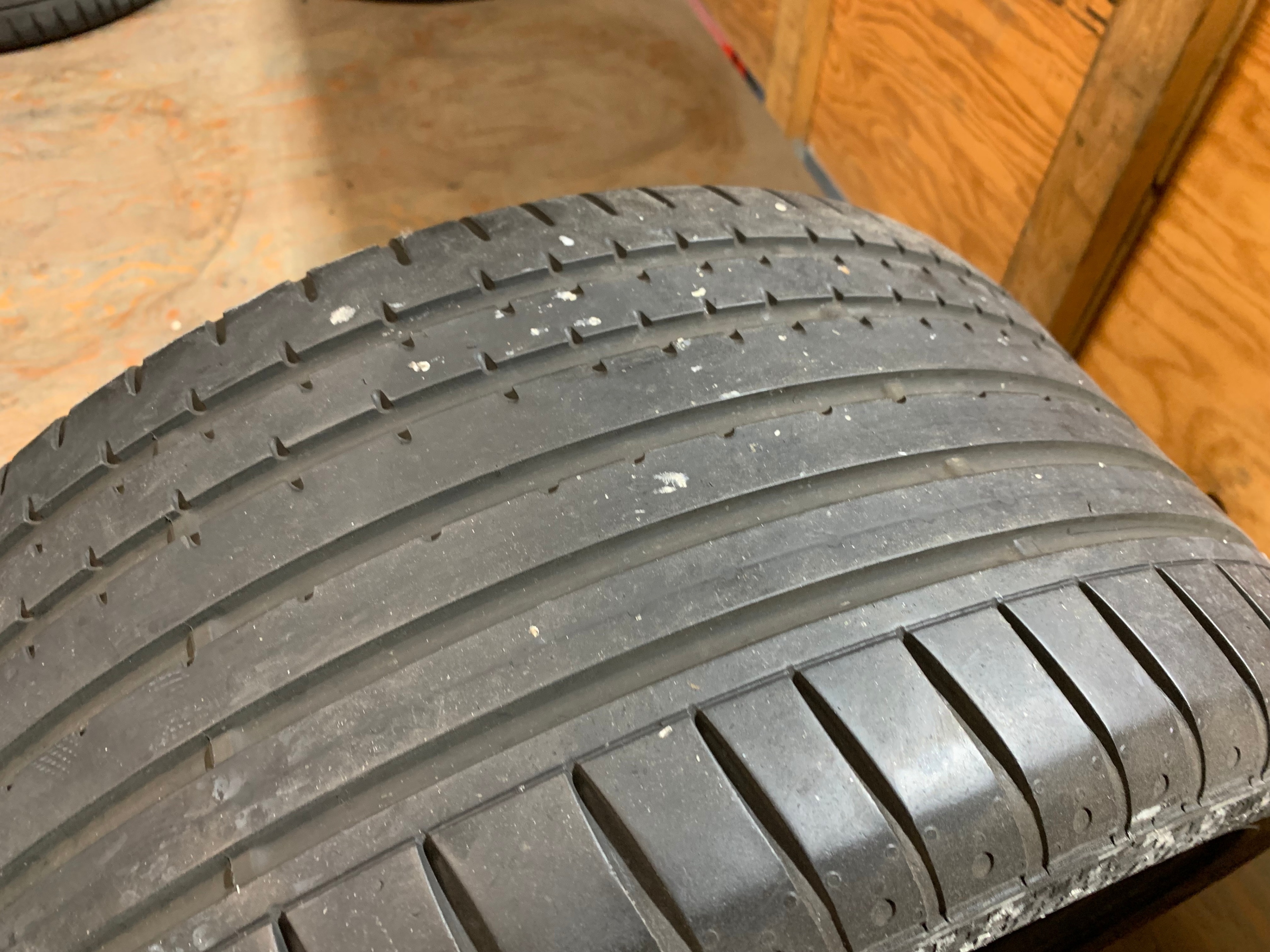 1 X single 275/35/18 95Y Continental Sport contact 2 MO with 60% - photo 4