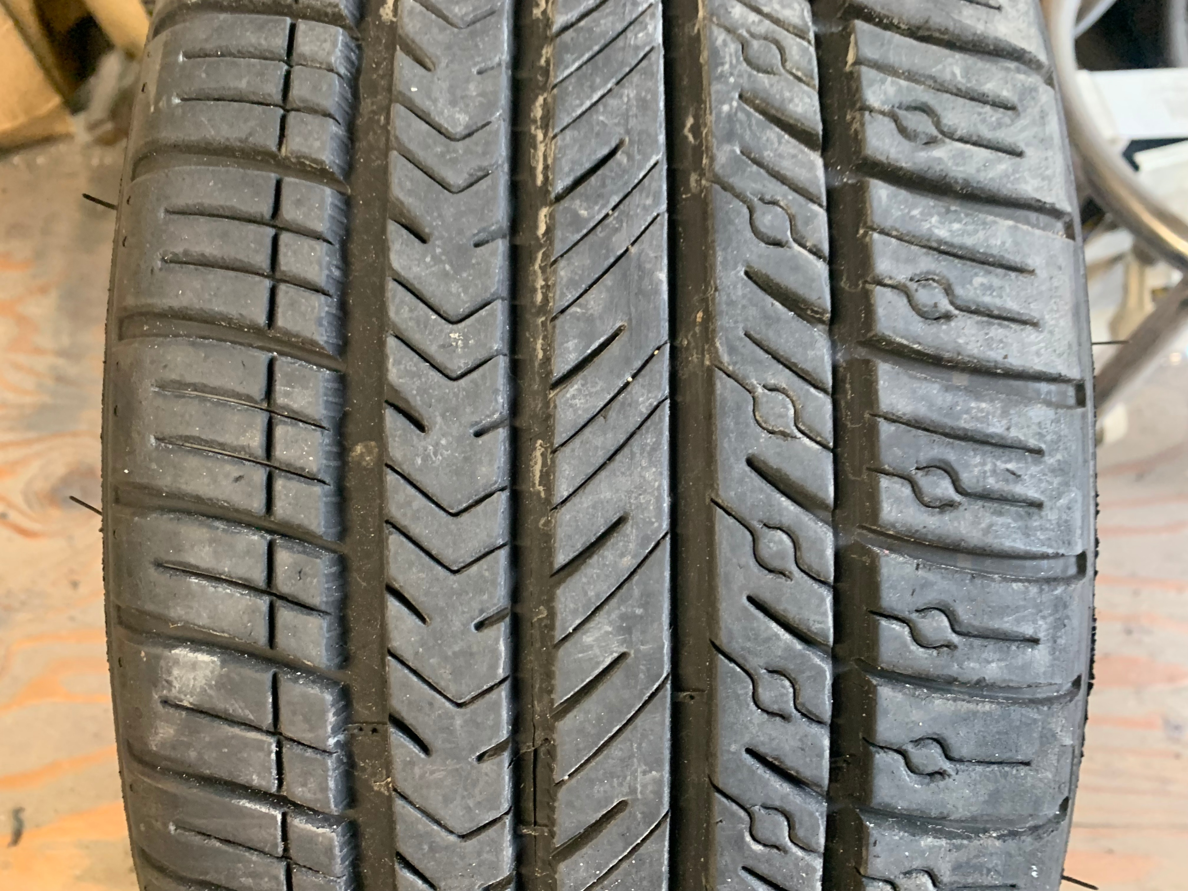 1 X single 215/50/17 95Y XL M+S Michelin Piot Sport AS4 with 80% - photo 2
