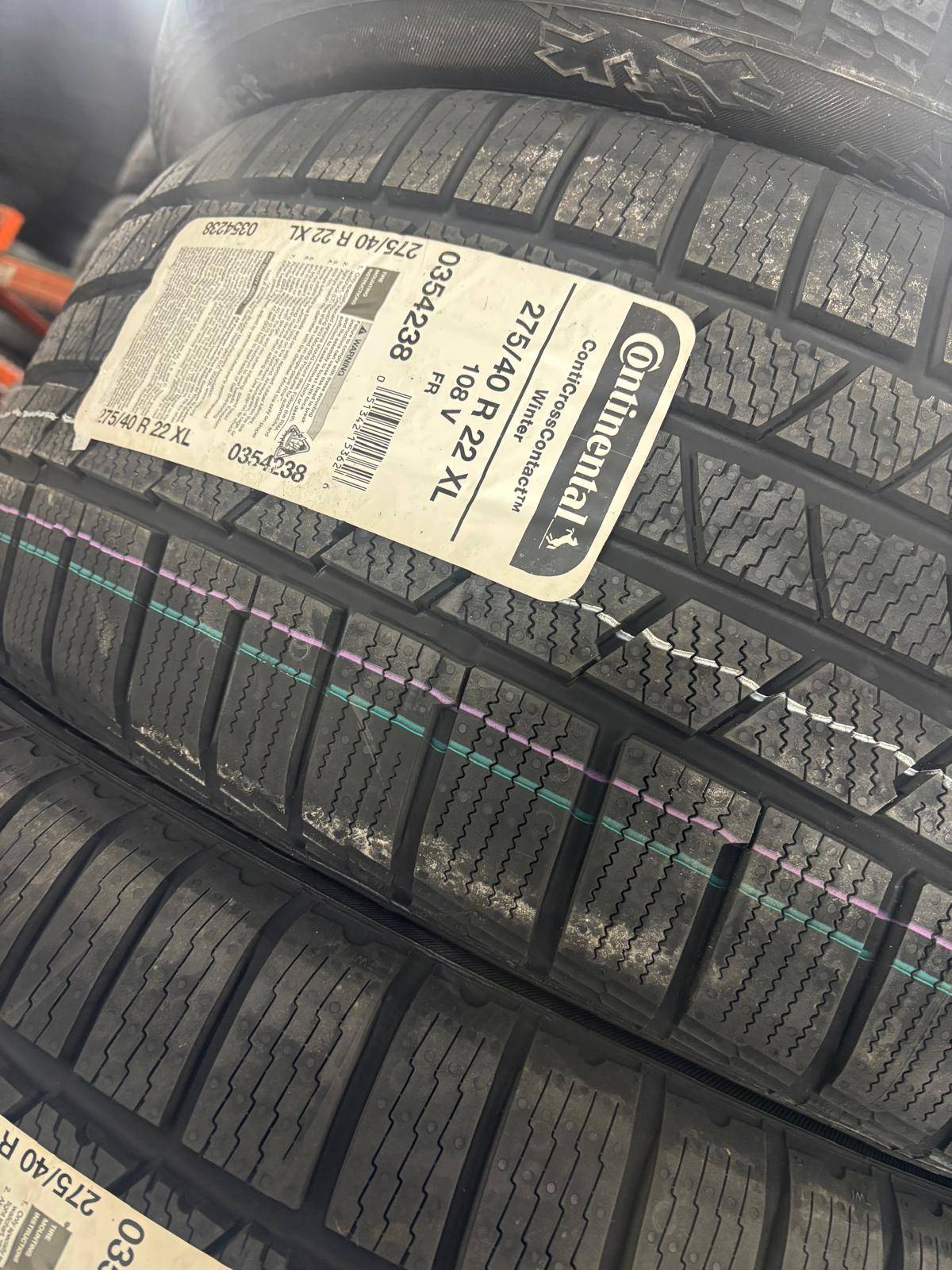 NEW 275/40/R22 Continental snows– RangeRover/Discovery/GL/GLS/GL