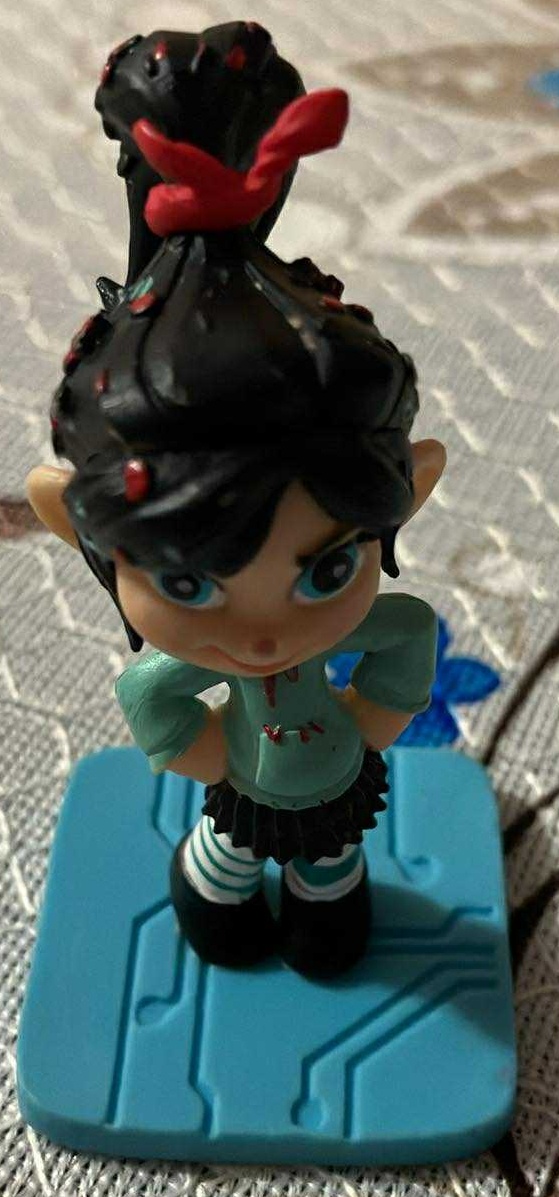 Disney Wreck-It Ralph 2 Vanellope Van Schweetz - 2 Inches