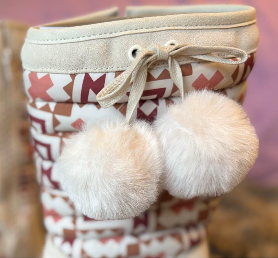 Manitobah: Woodland Waterproof Tall Boot - Limited Edition - NWT - photo 2