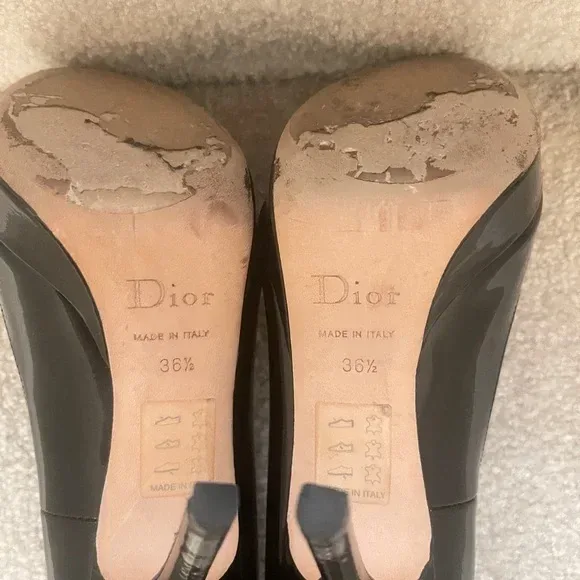 Authentic Christian Dior black high heel shoes in mint condition image indicator(7)