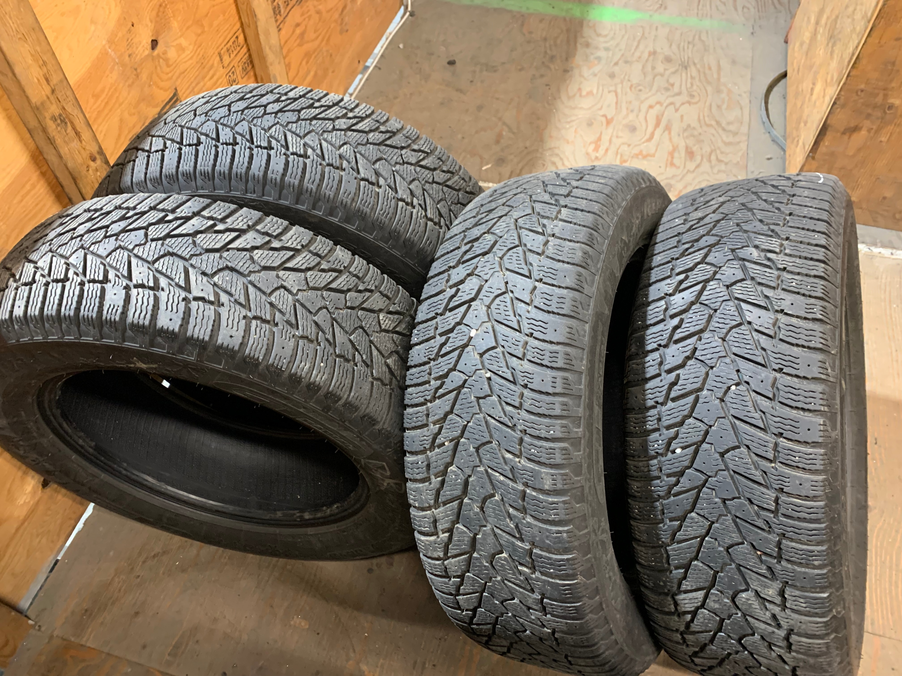 SET of 245/60/18 M+S 105T GT Radial Ice pro SUV3 with 80% tread - photo 2