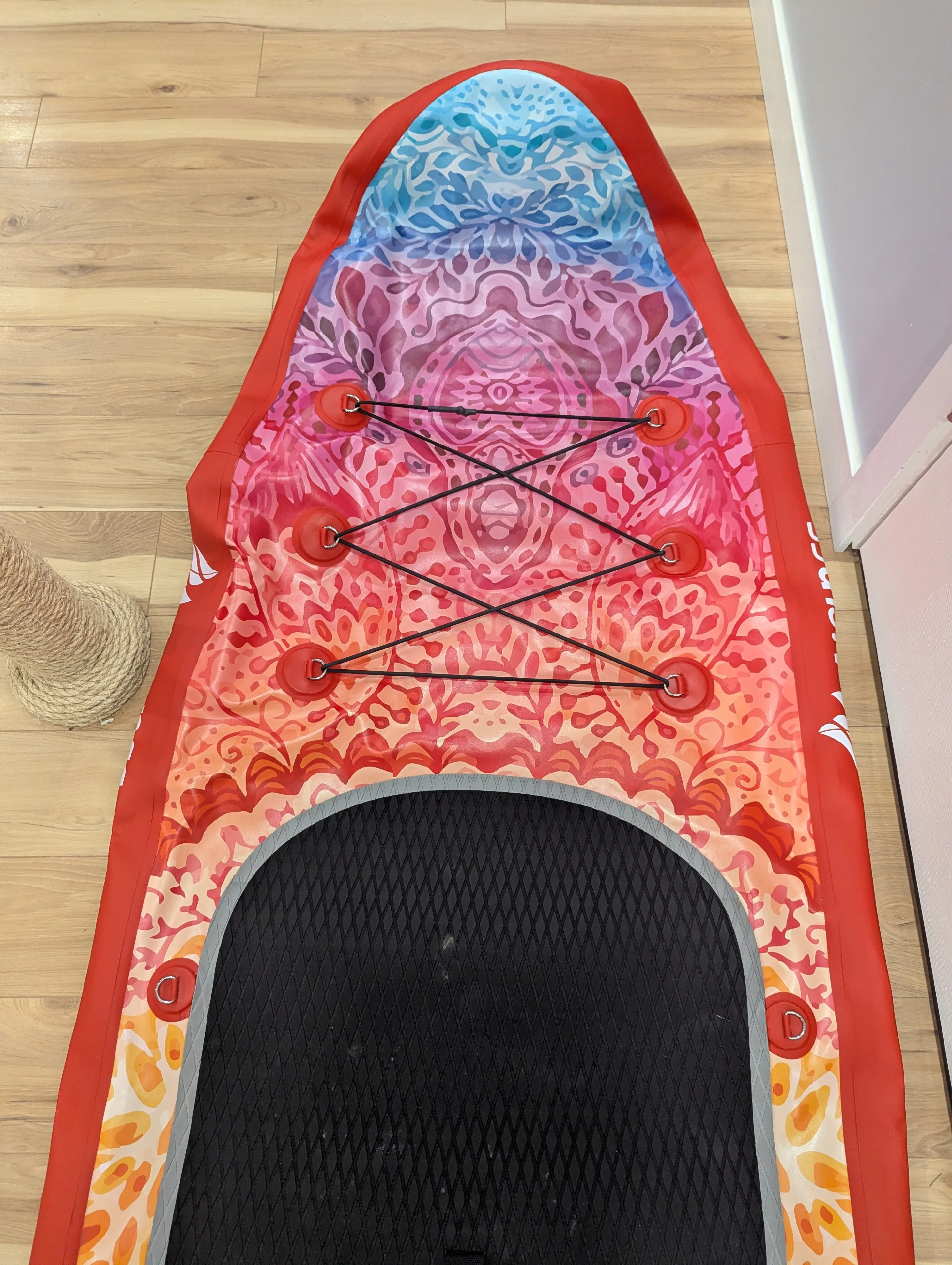 AISUNSS Inflatable Stand Up Paddle Board - 10.6' image indicator(4)