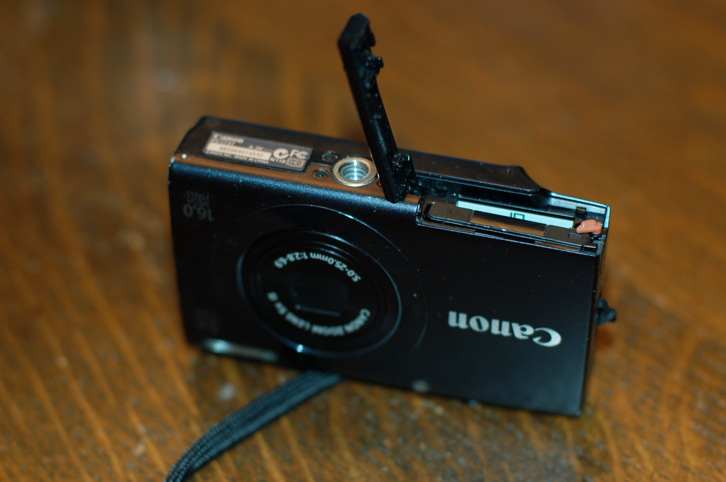 Canon 16 Megapixel Pocket Camera 5x Optical Zoom Working Clean - photo 5