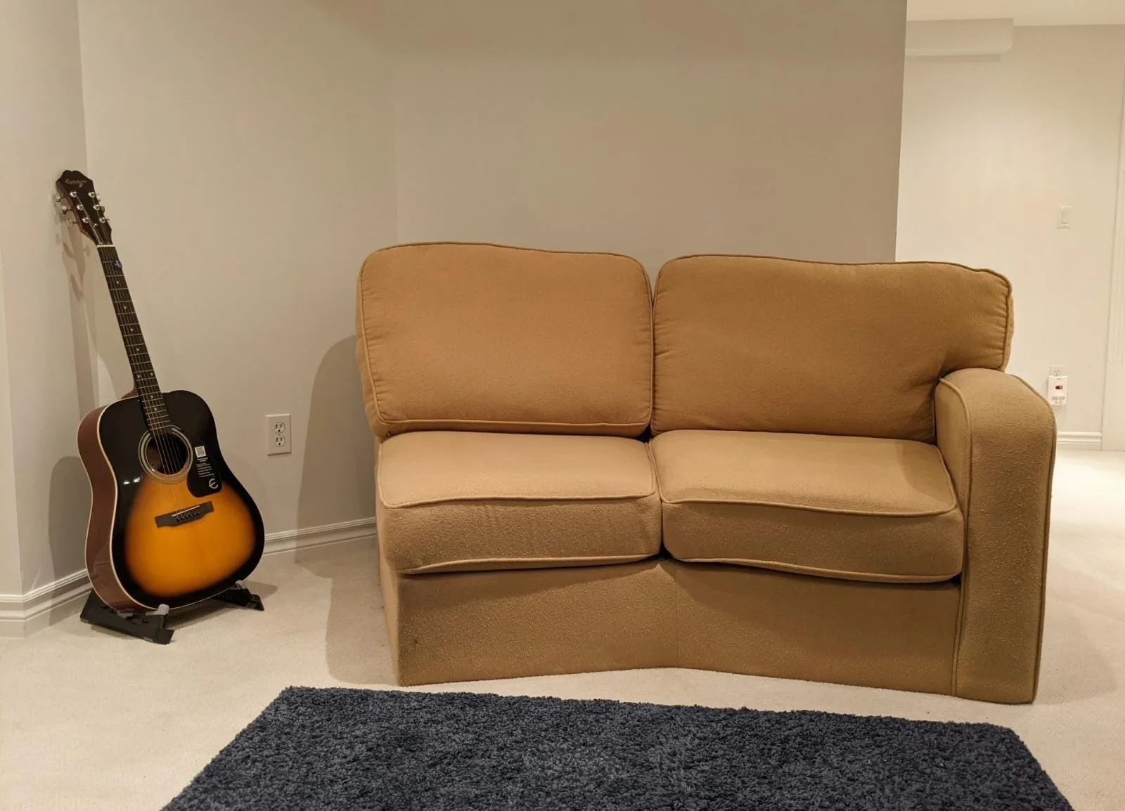 Curved Sectional Sofa image indicator(3)