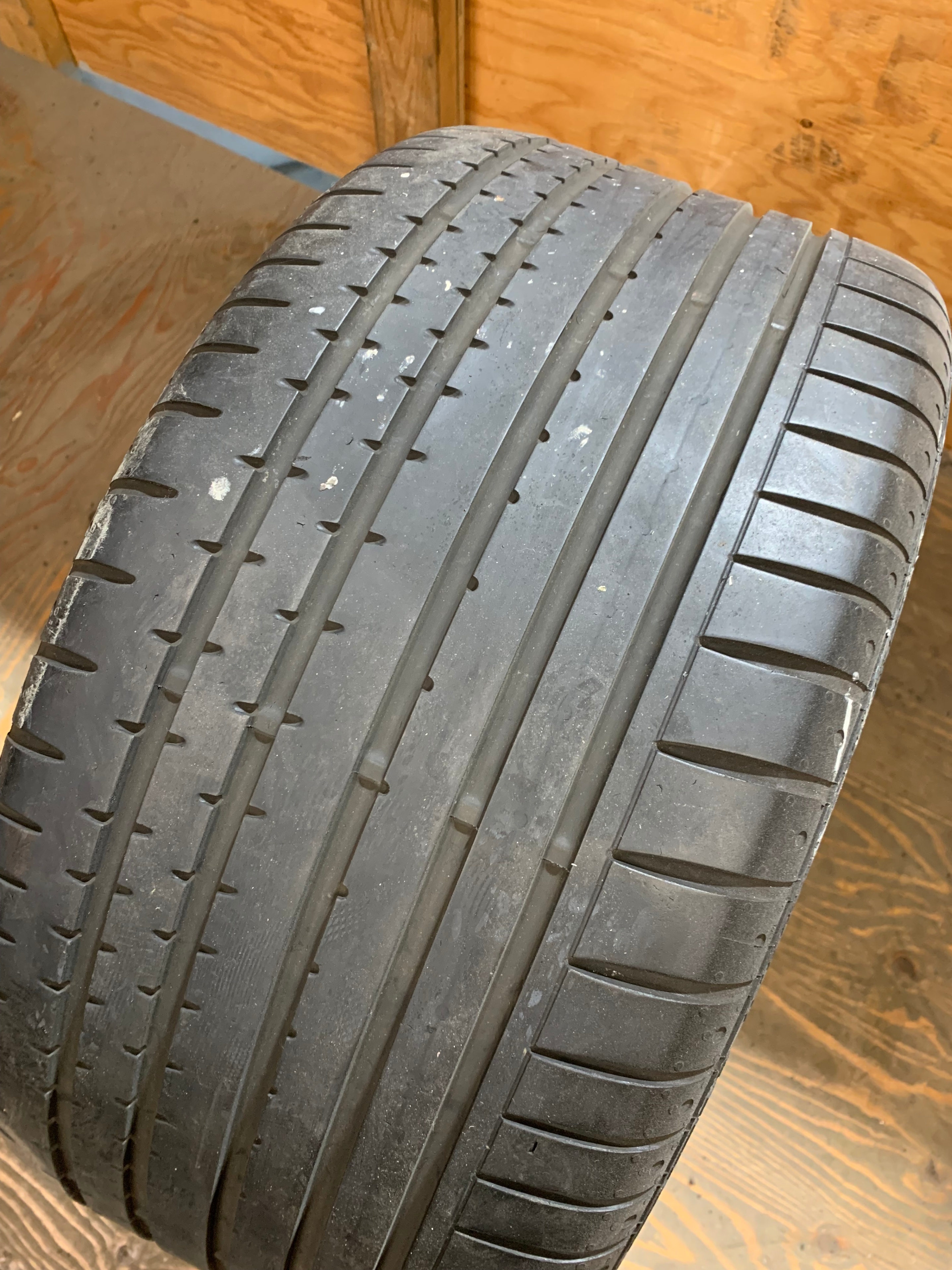 1 X single 275/35/18 95Y Continental Sport contact 2 MO with 60%
