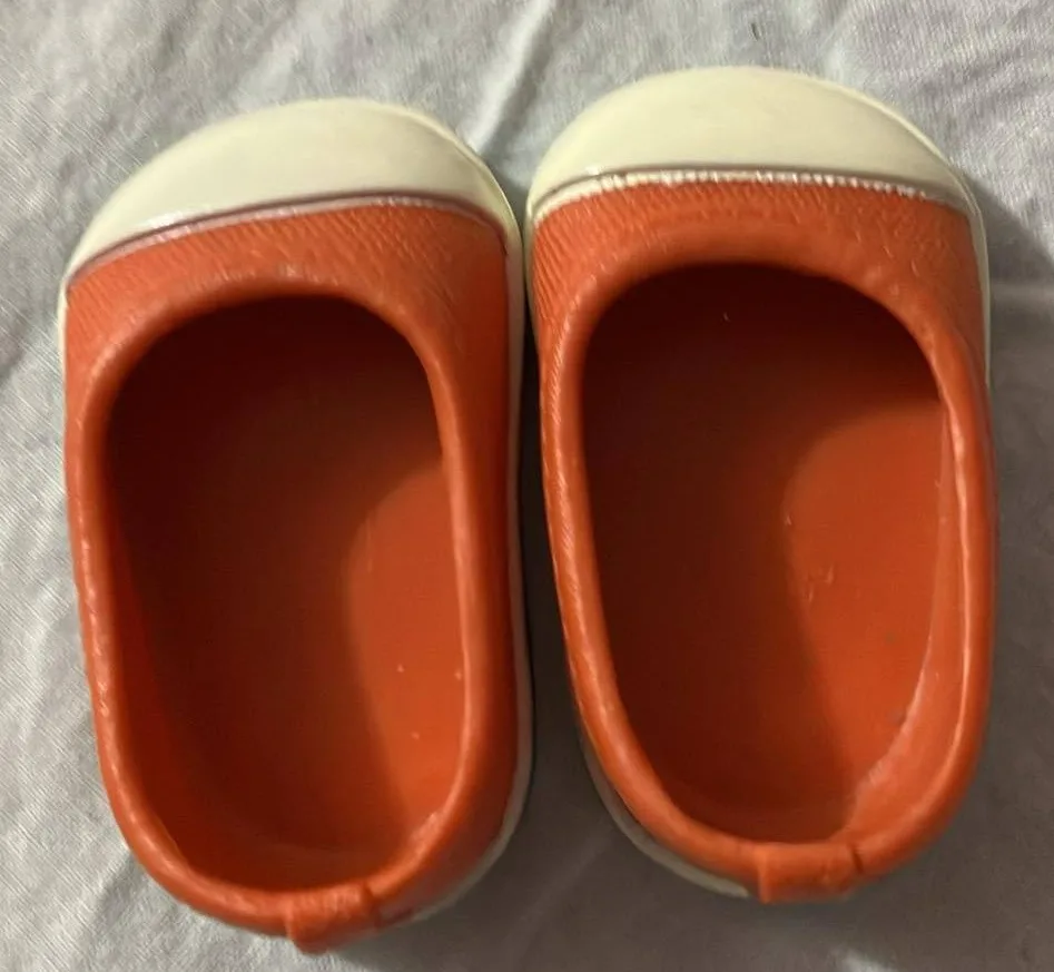 Our Generation Shoes Orange and White (for an 18 Inch Doll)
