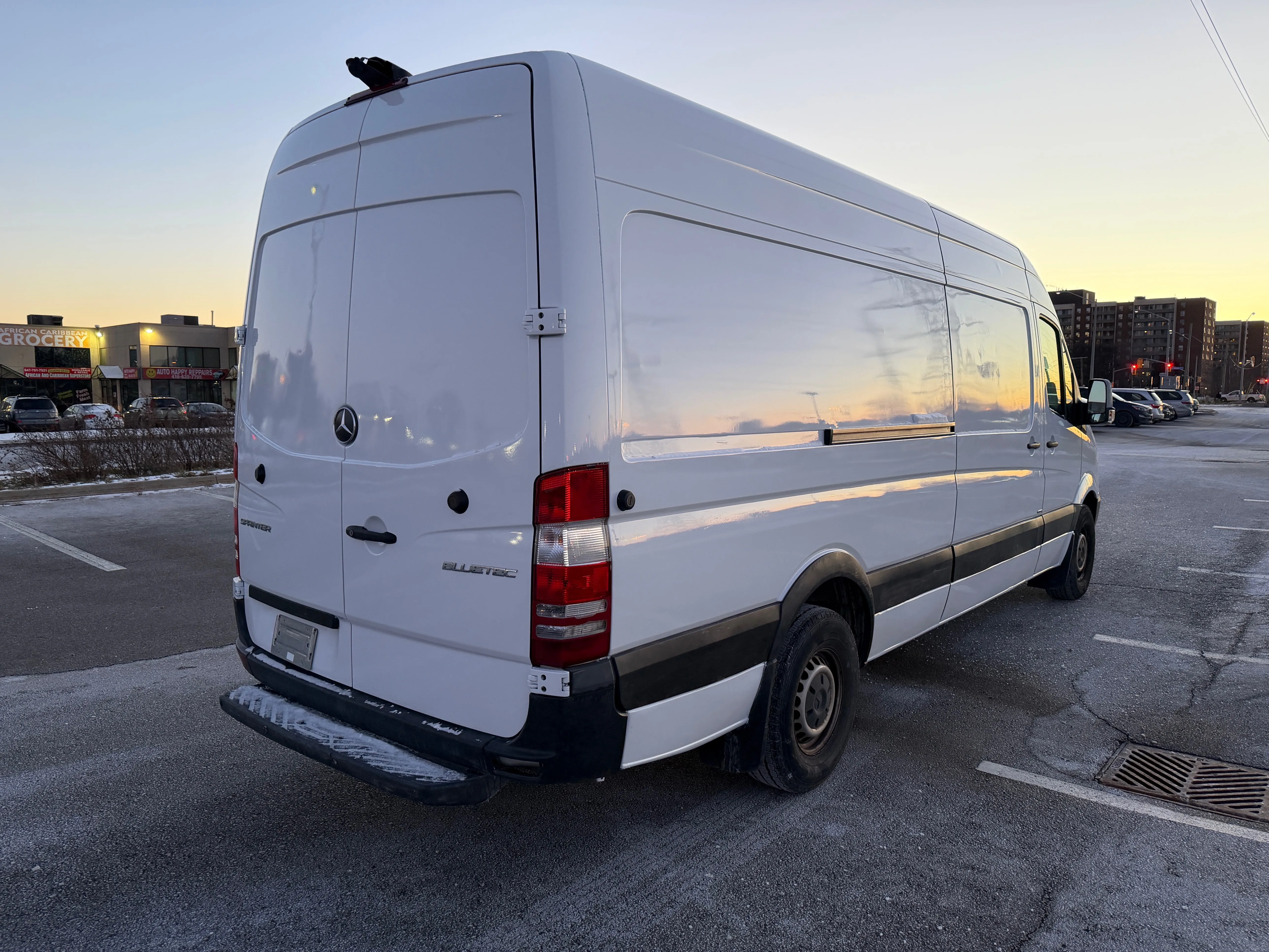 2015 Mercedes-Benz Sprinter 2500 170 WB 2.1L Diesel image indicator(5)