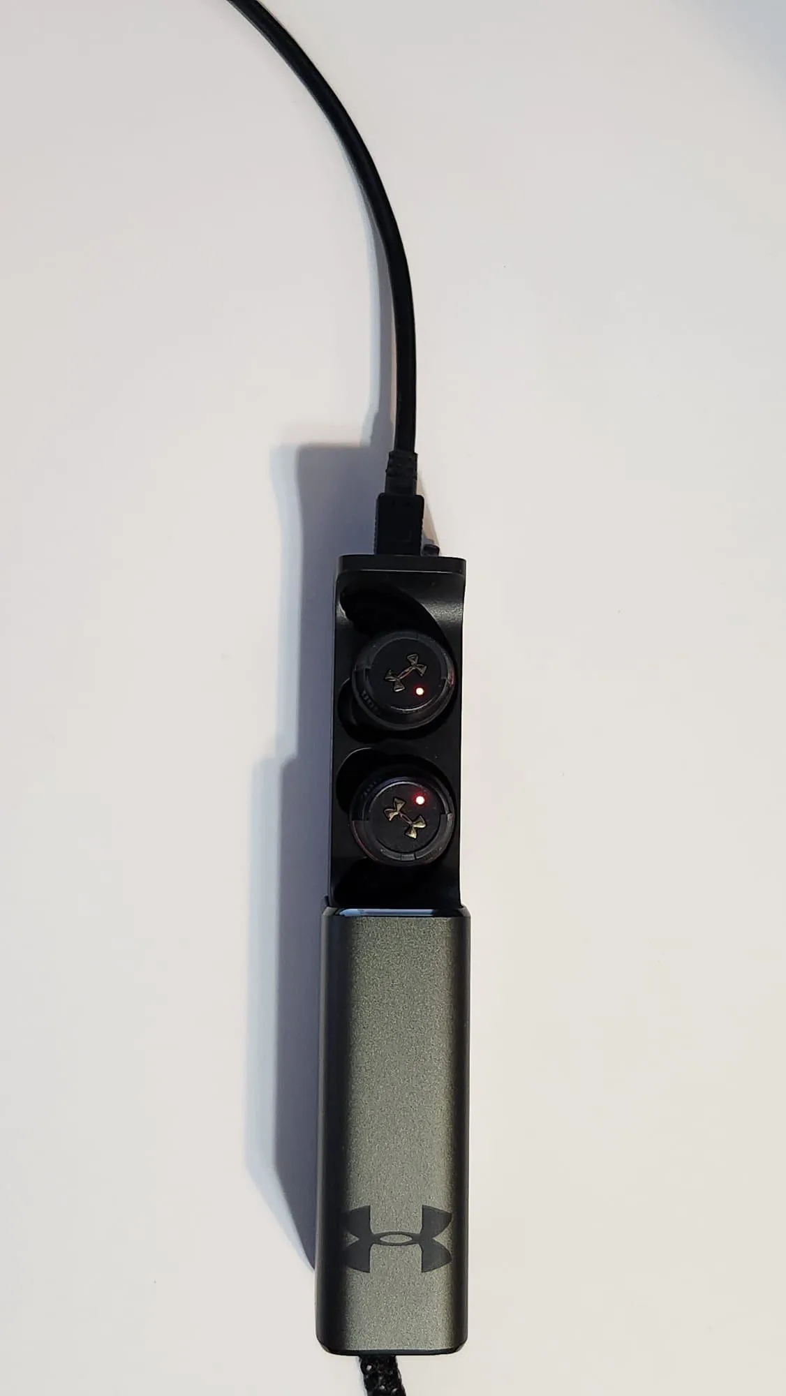 Under Armour: JBL Earbuds image indicator(5)