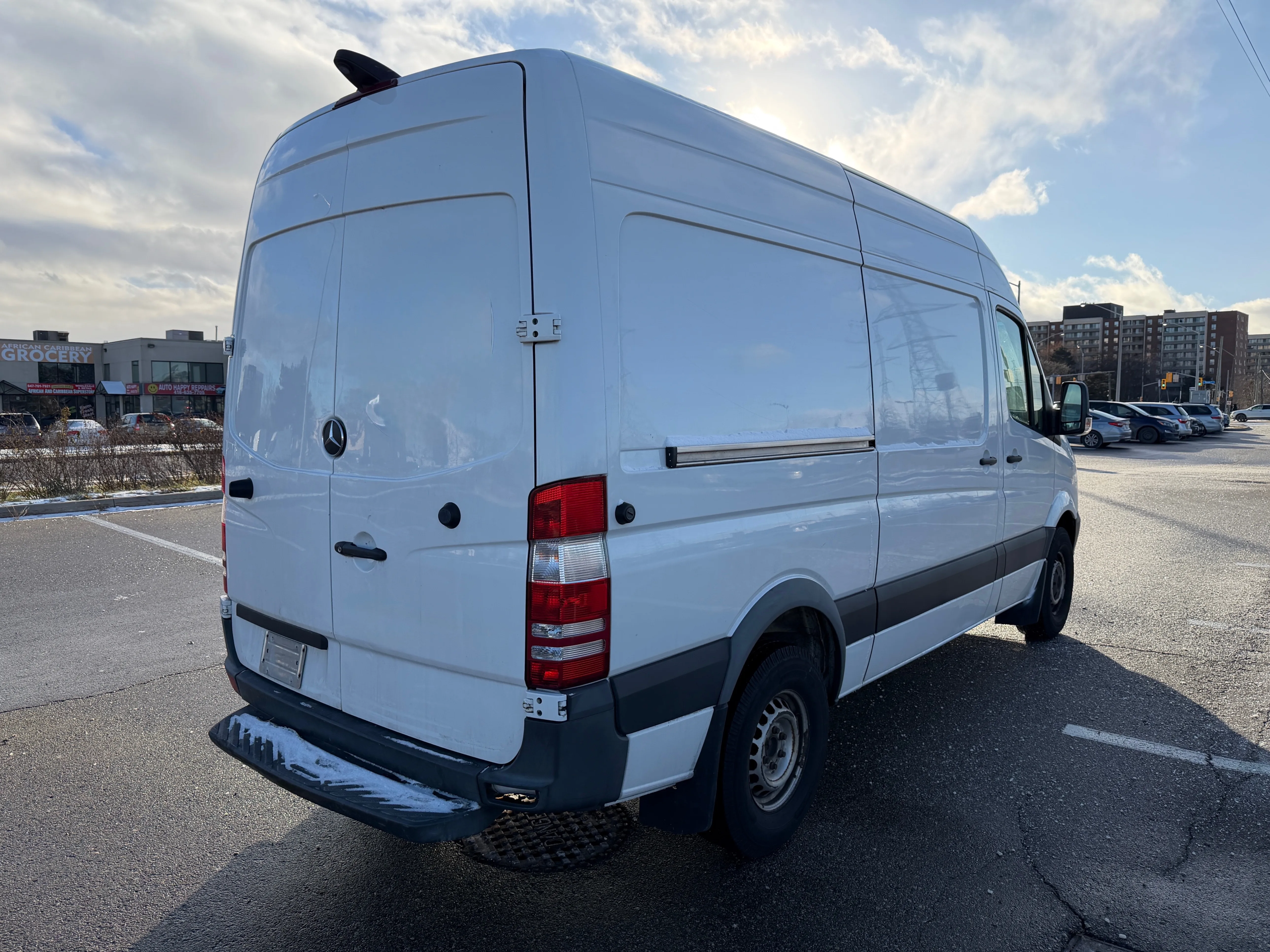 2015 Mercedes-Benz Sprinter 2500 144 WB 2.1L Diesel image indicator(6)