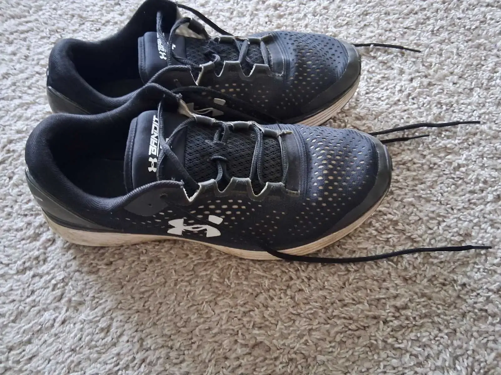 Under Armour Bandit 4 - men Size 10 - photo 3