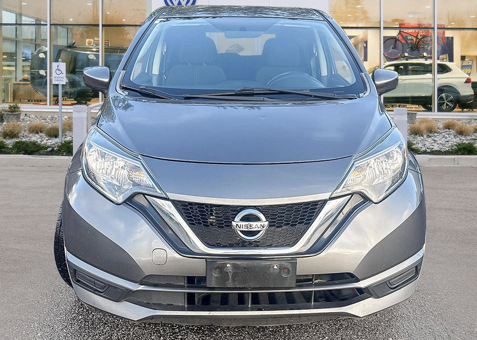 2018 Nissan Versa - photo 4