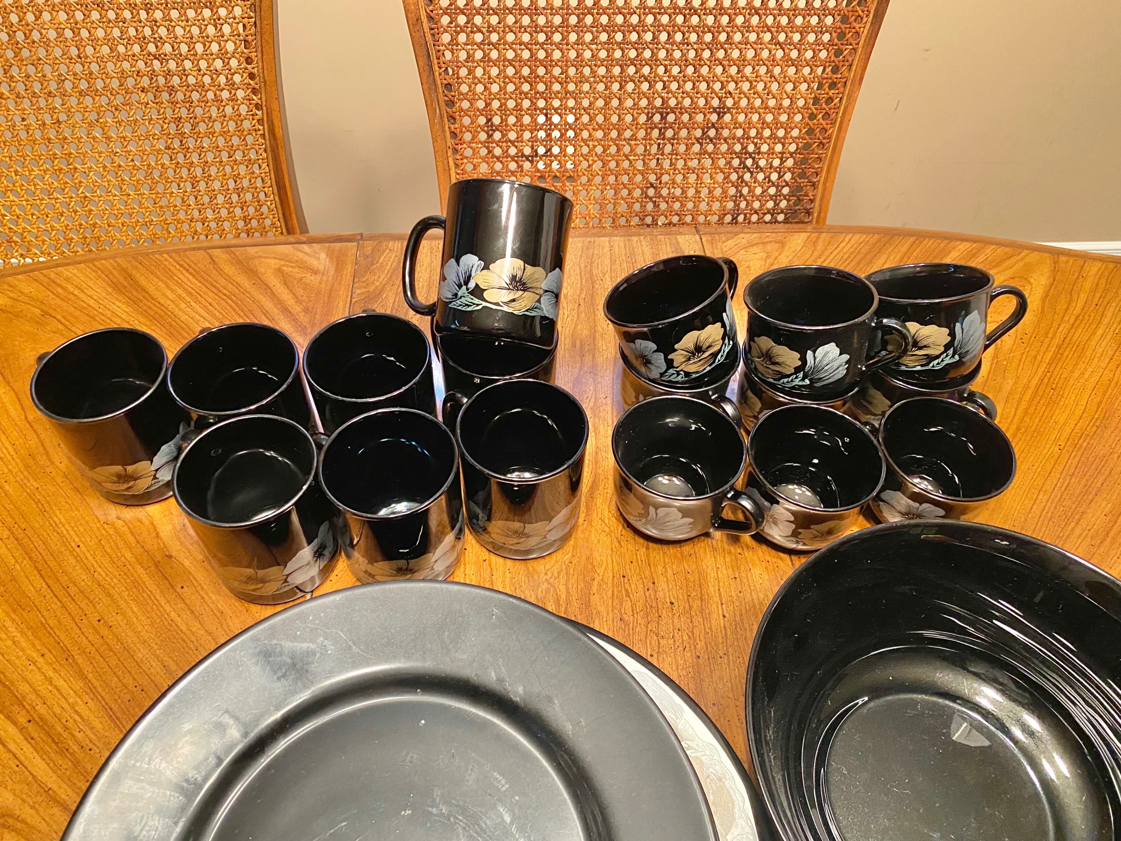 Luminarc Dinnerware ~66 pcs Set - Black Floral - photo 2