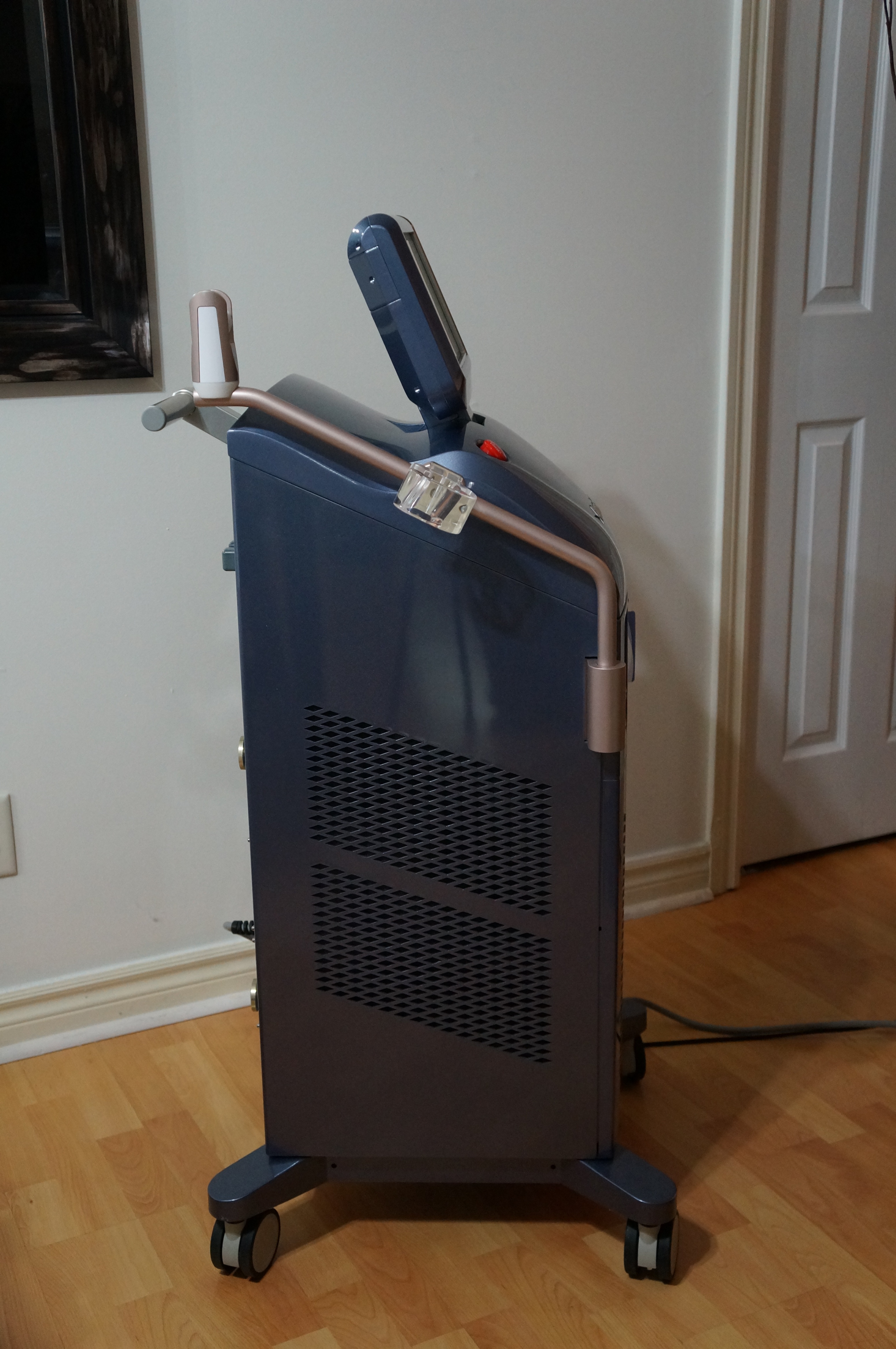 Alma Laser Hair Removal/Skin Rejuvenation IPL Machine - photo 4