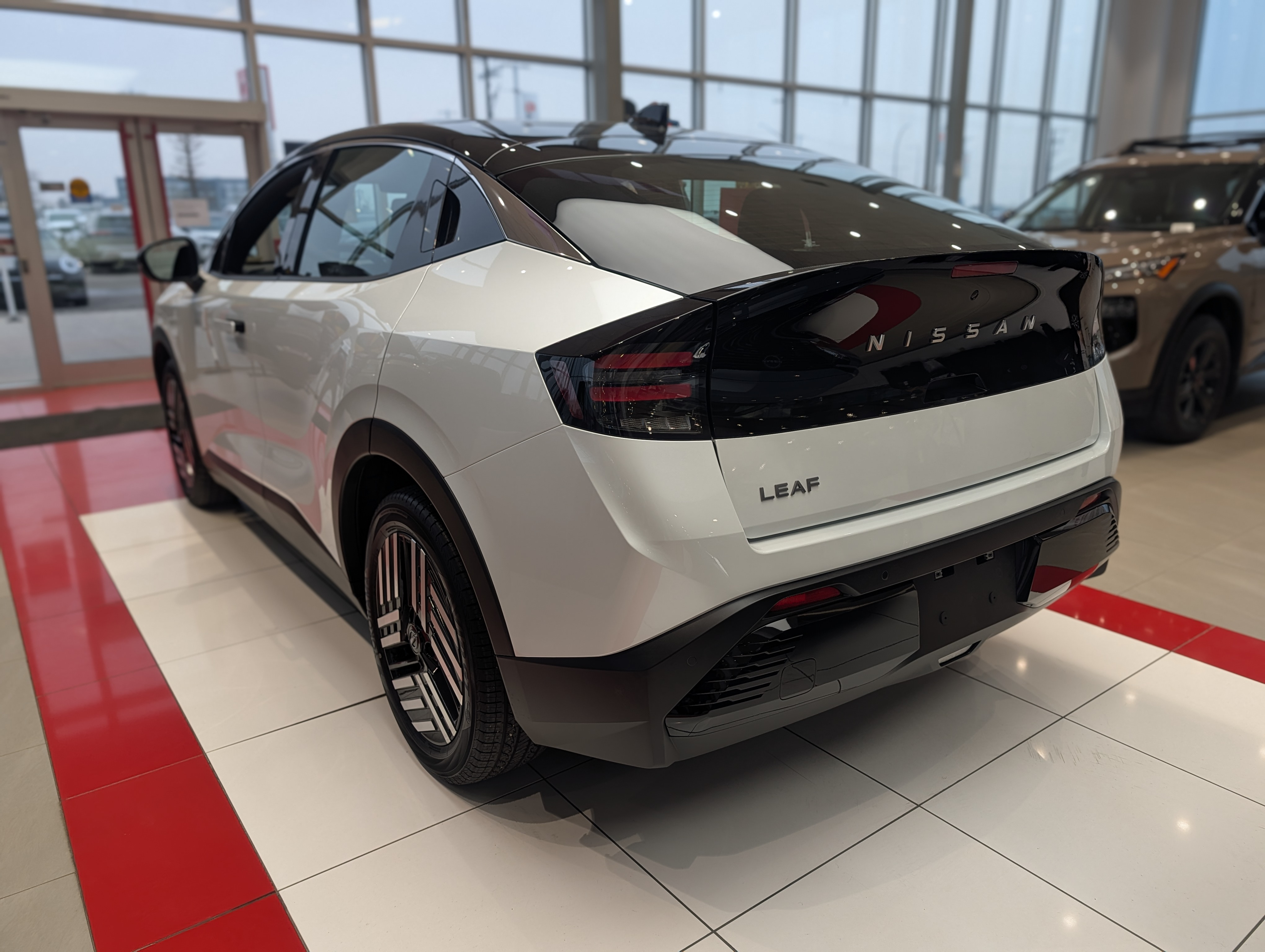 2026 Nissan Leaf SV+ - photo 4