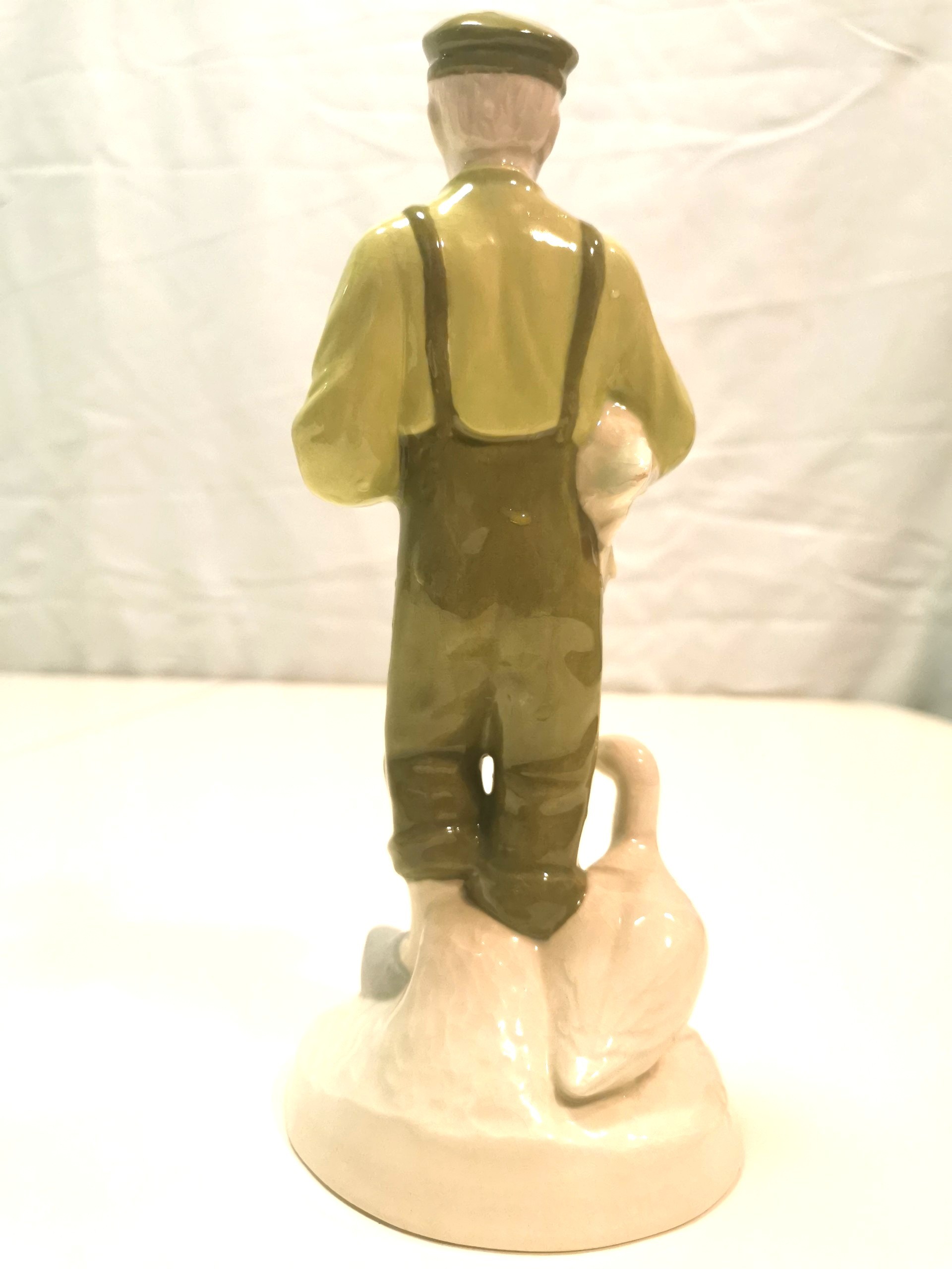 Vintage 9" Porcelain Dutch Boy with Goose Figurine, Clogs 1960s - photo 5