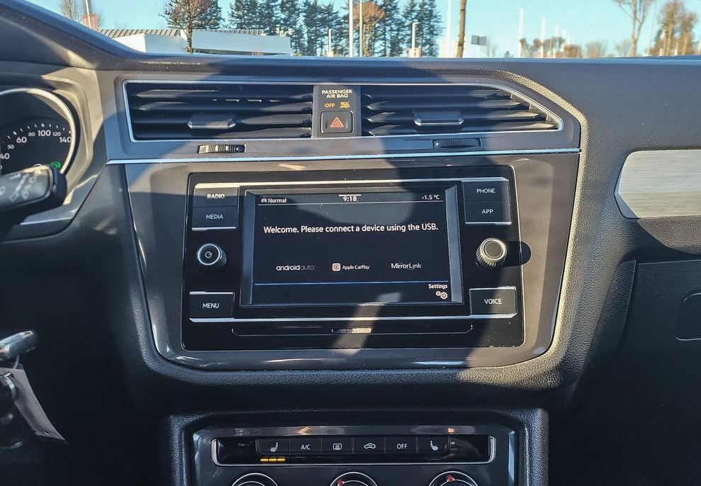 2021 Volkswagen Tiguan - photo 5