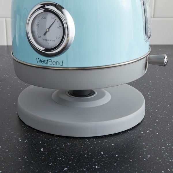 West Bend 1.7L, Retro-Style, Cordless Electric Kettle - photo 3