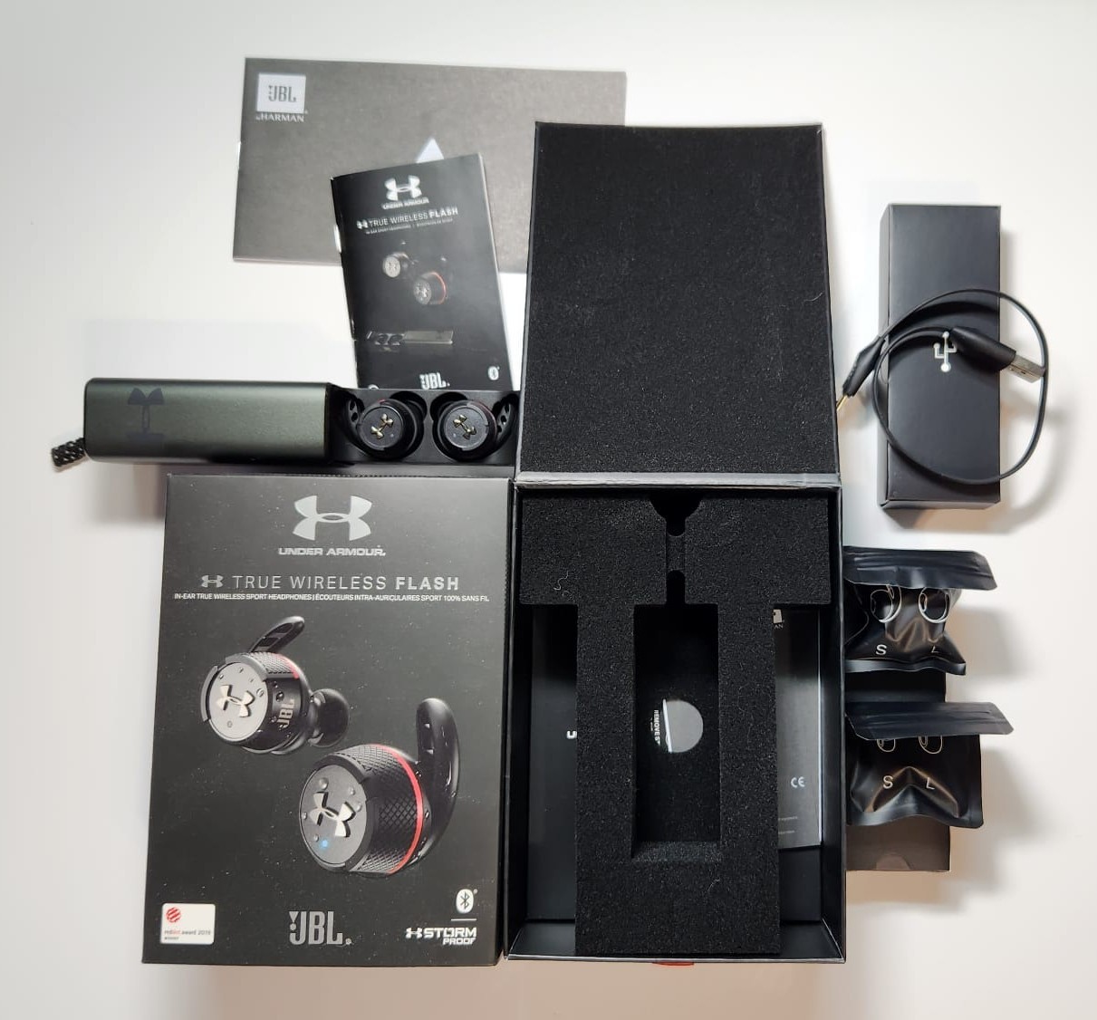 Under Armour: JBL Earbuds - photo 2