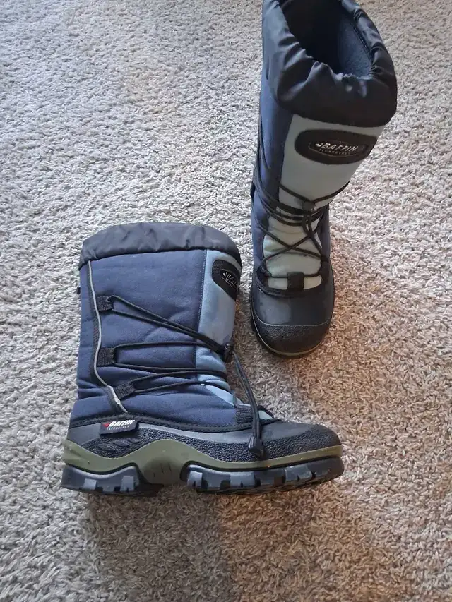 Baffin Boots men size 8 or women size 10 - photo 3