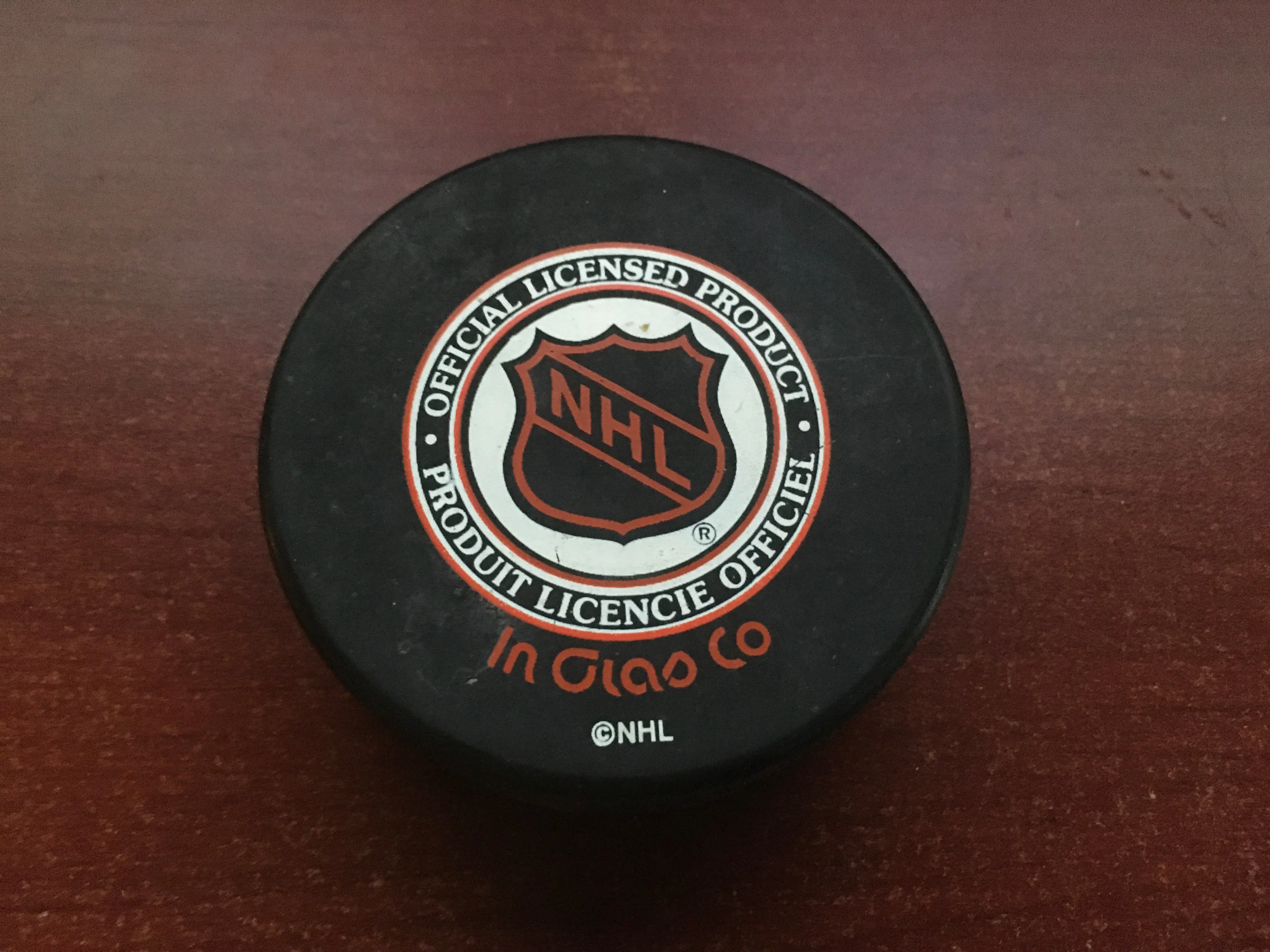 NHL Official Licensed Product Hockey Puck image indicator(2)