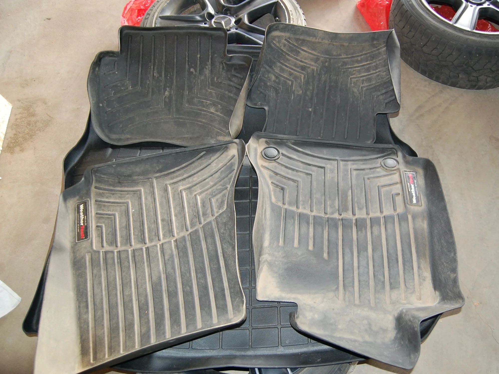 Mercedes C300 WeatherTech Floor and Trunk Mats image indicator(3)